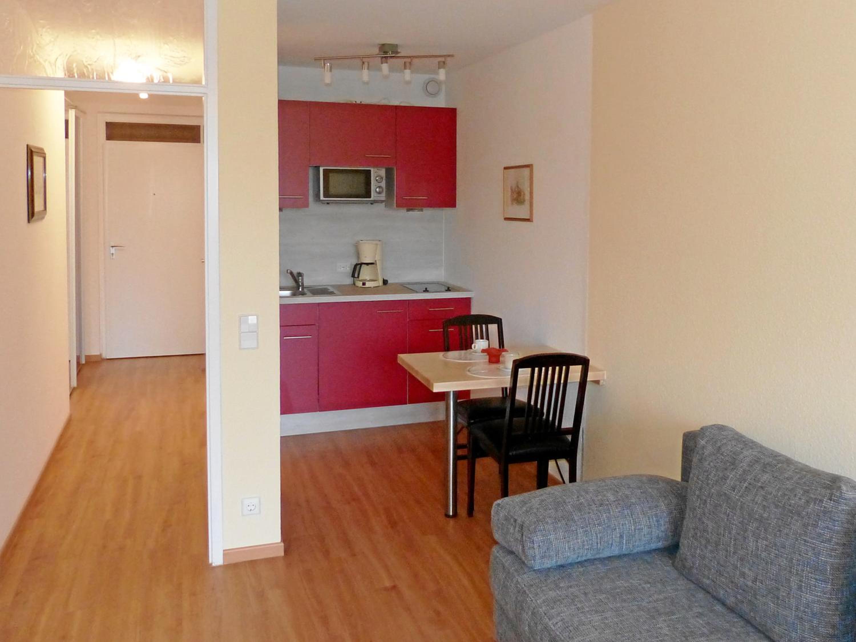 Apartment with Balcony photo 3