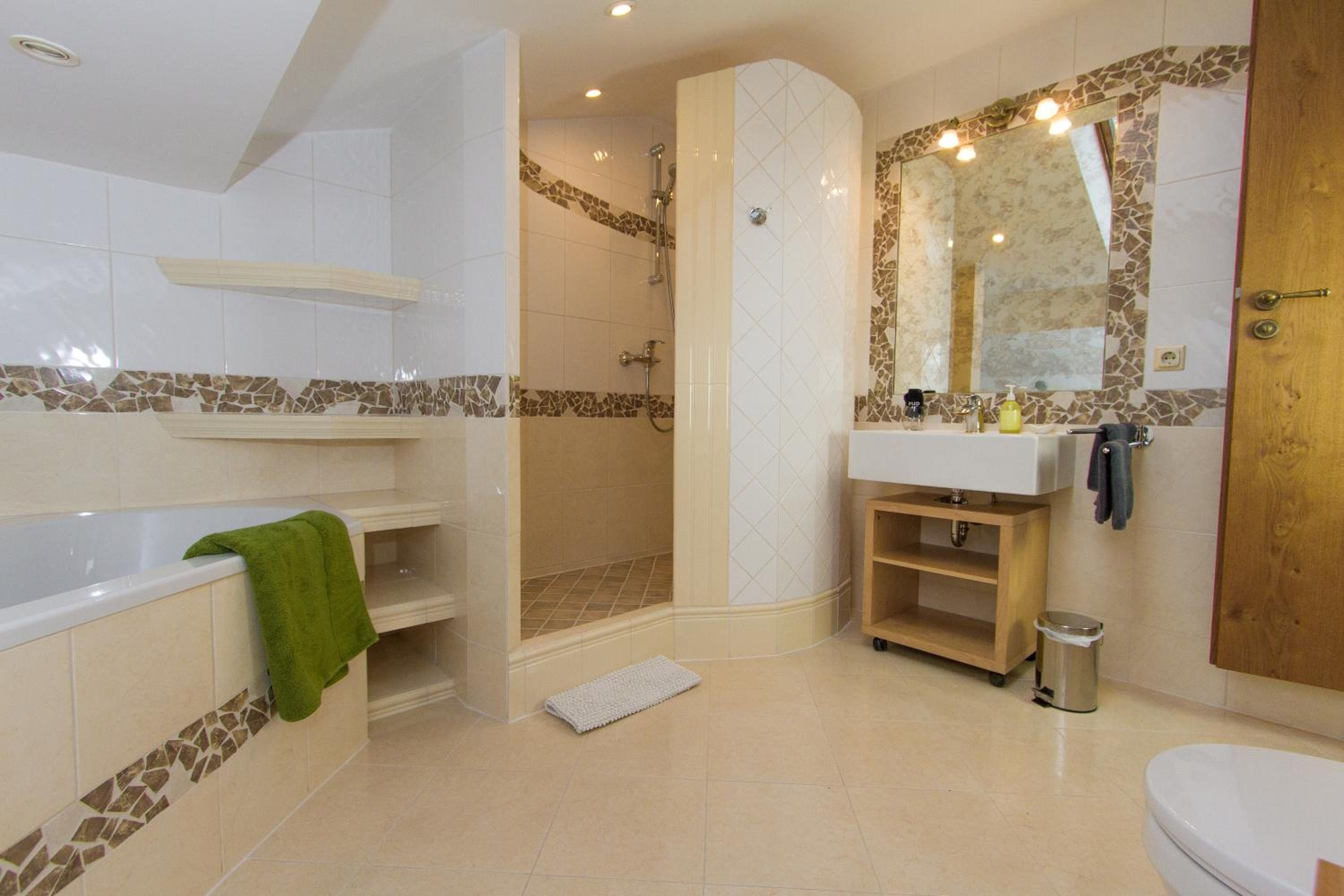 Double Room Mansard photo 3