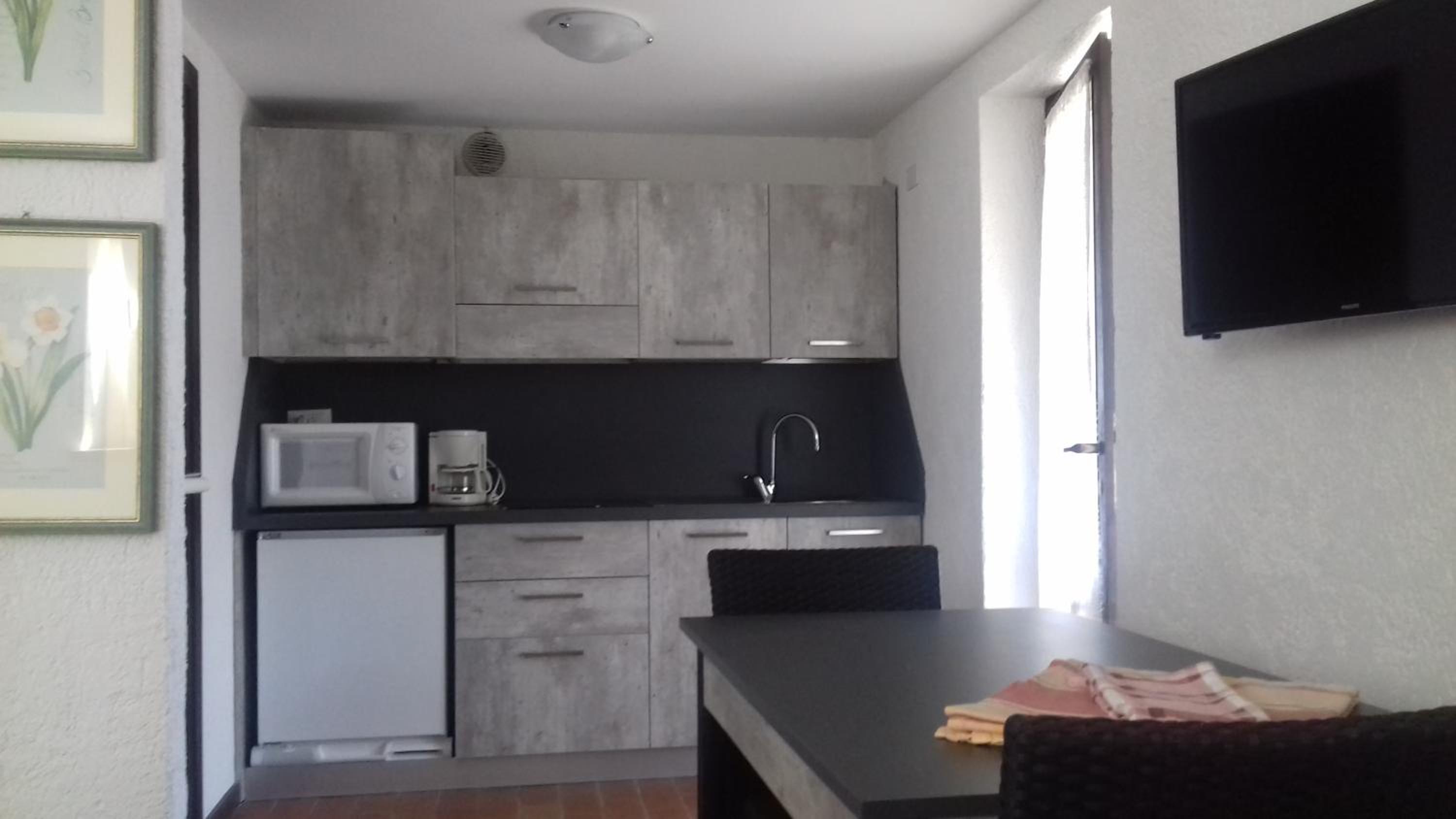 Studio with Lake View photo 3