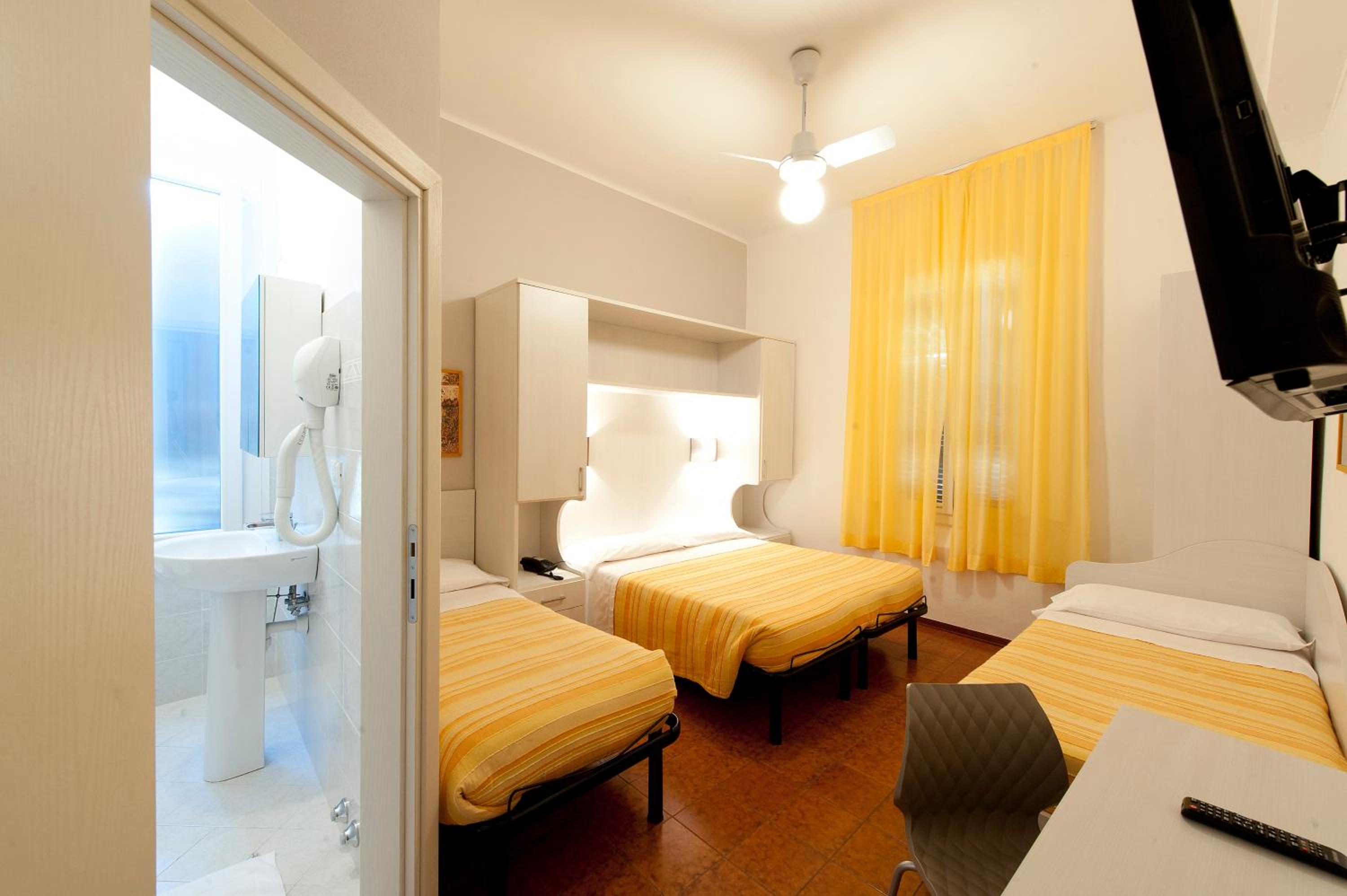 Quadruple Room photo 1