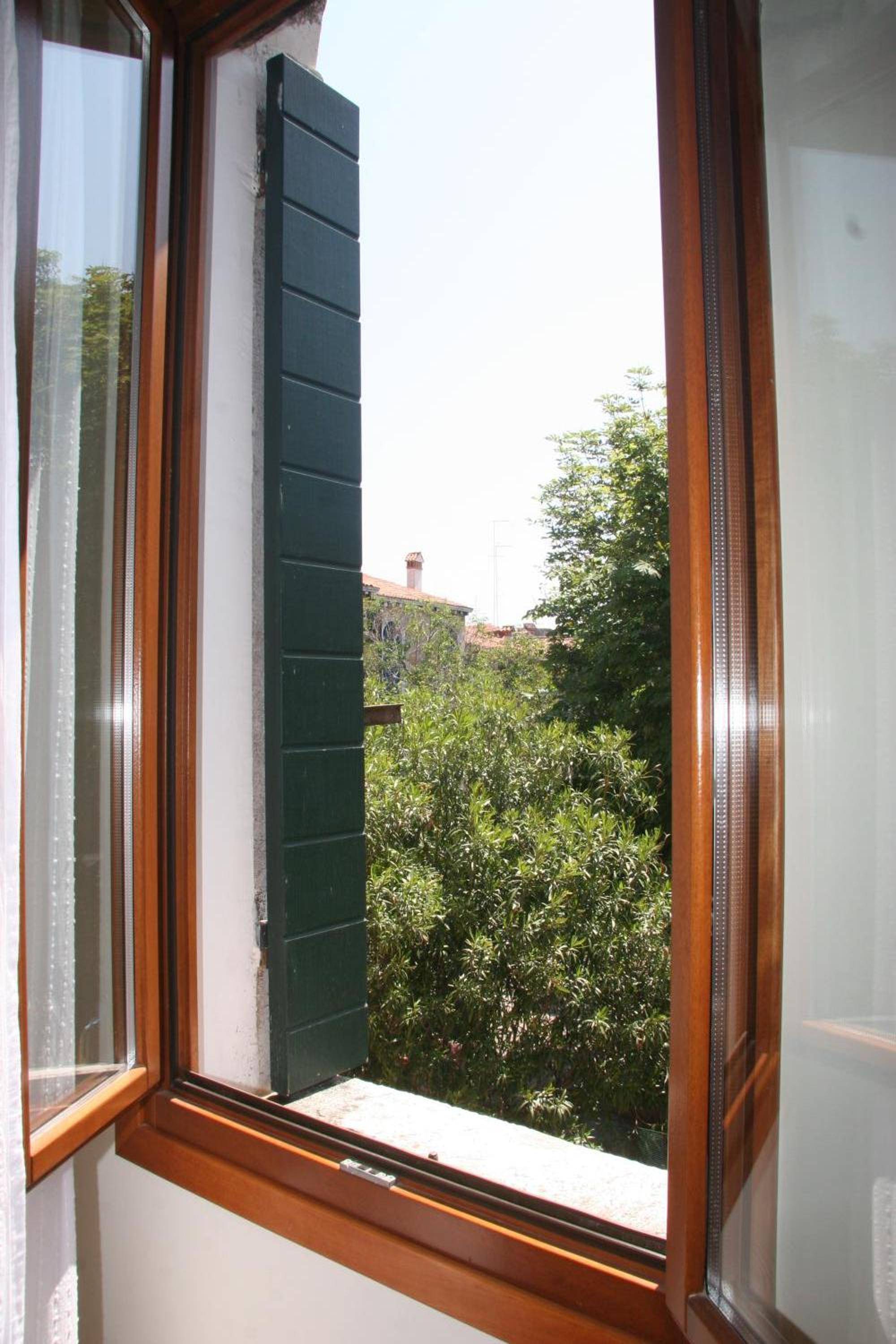 Apartment with Garden View photo 2