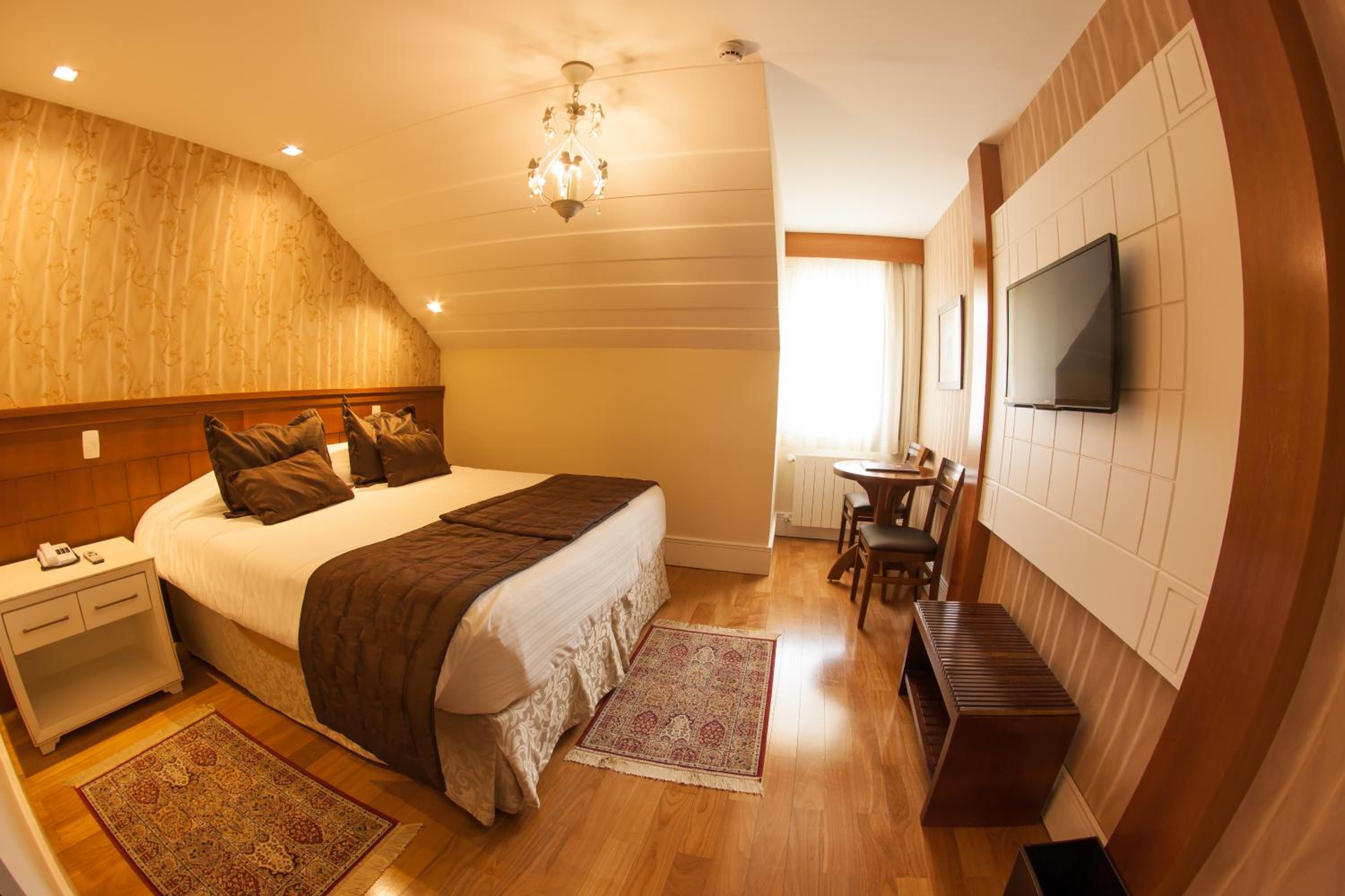 Standard Double or Twin Room with Garden View
