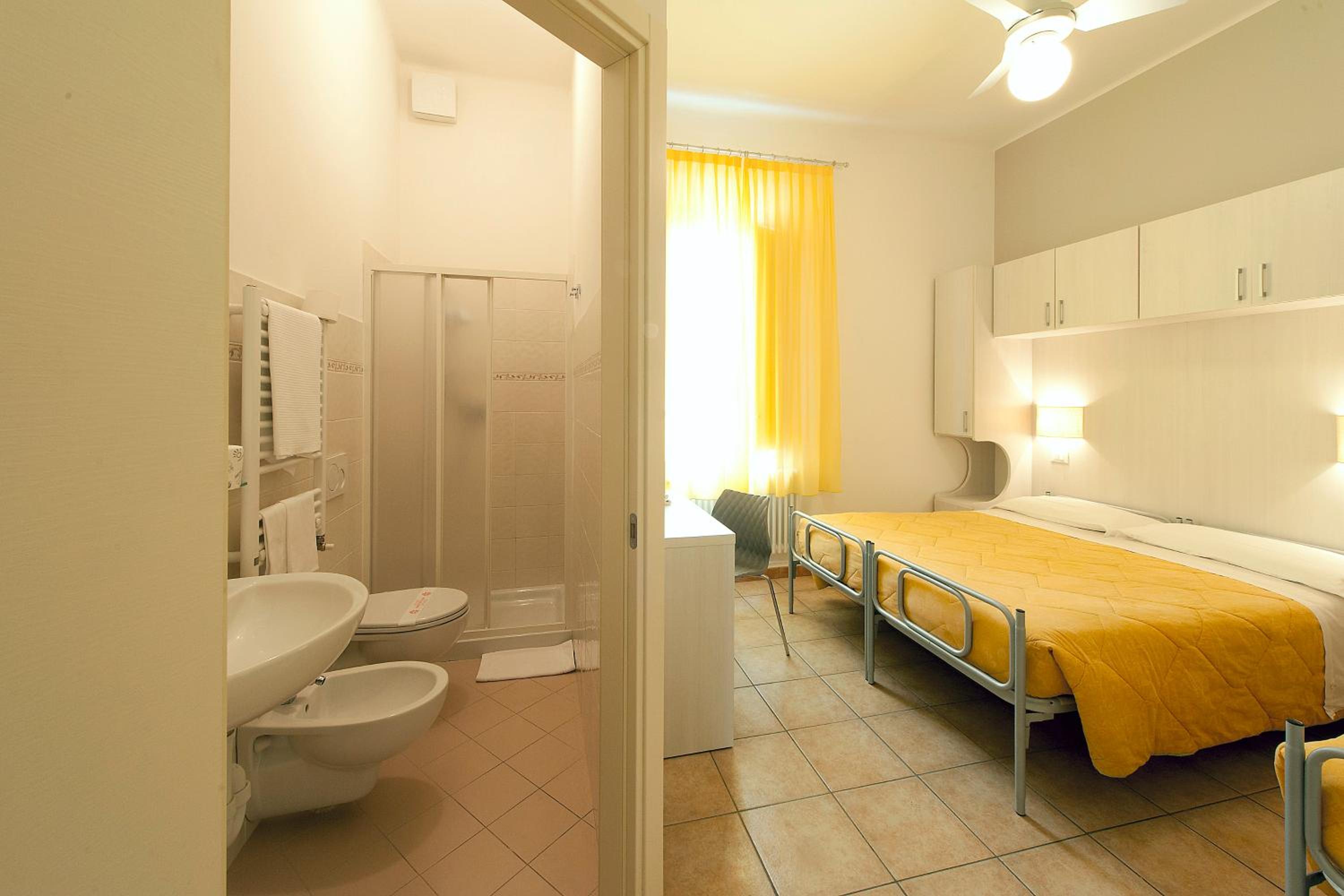 Triple Room photo 2