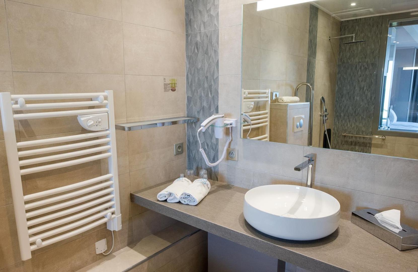Double Room with - Sea View photo 2
