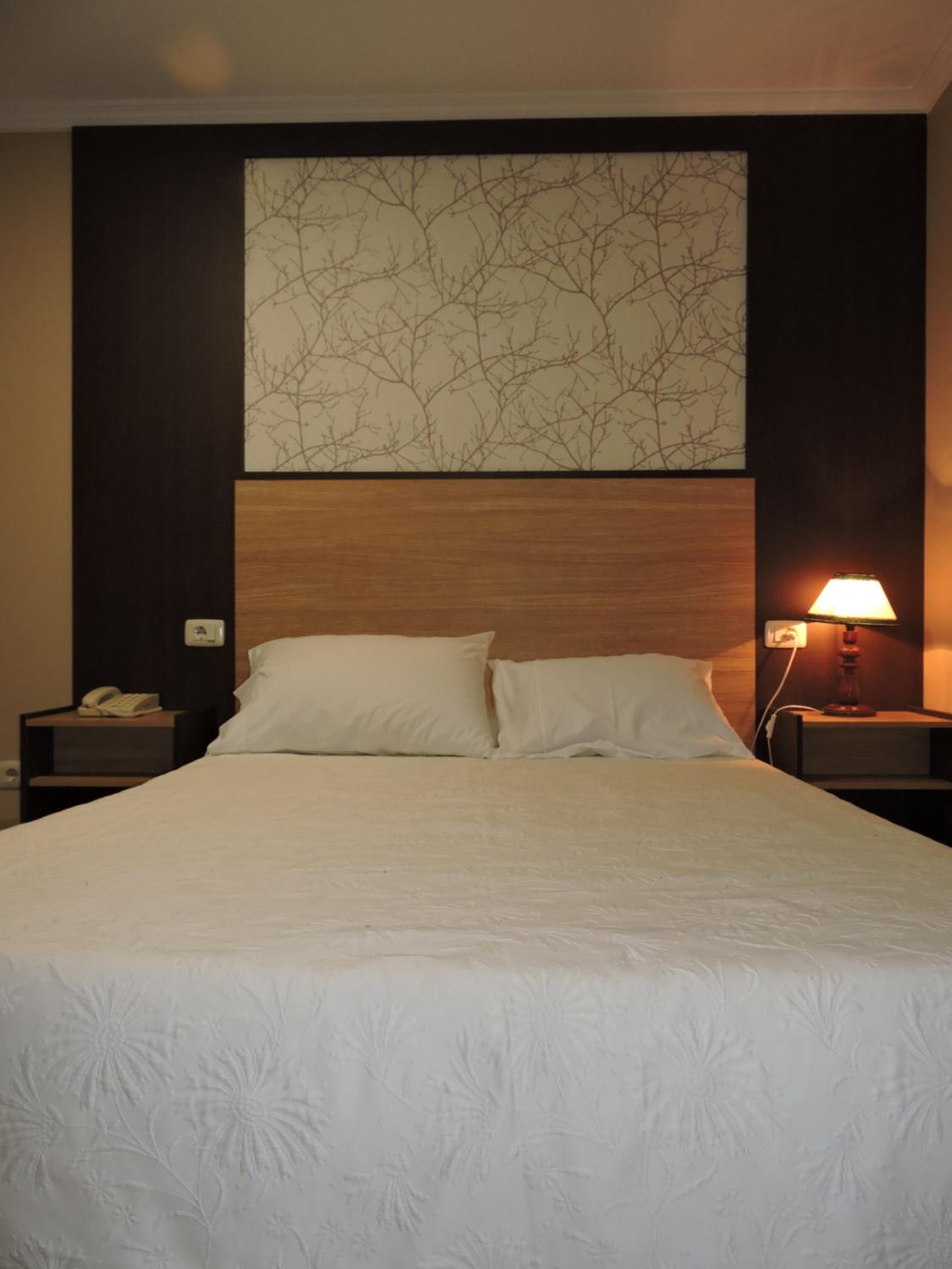 Double Room - Photo 3