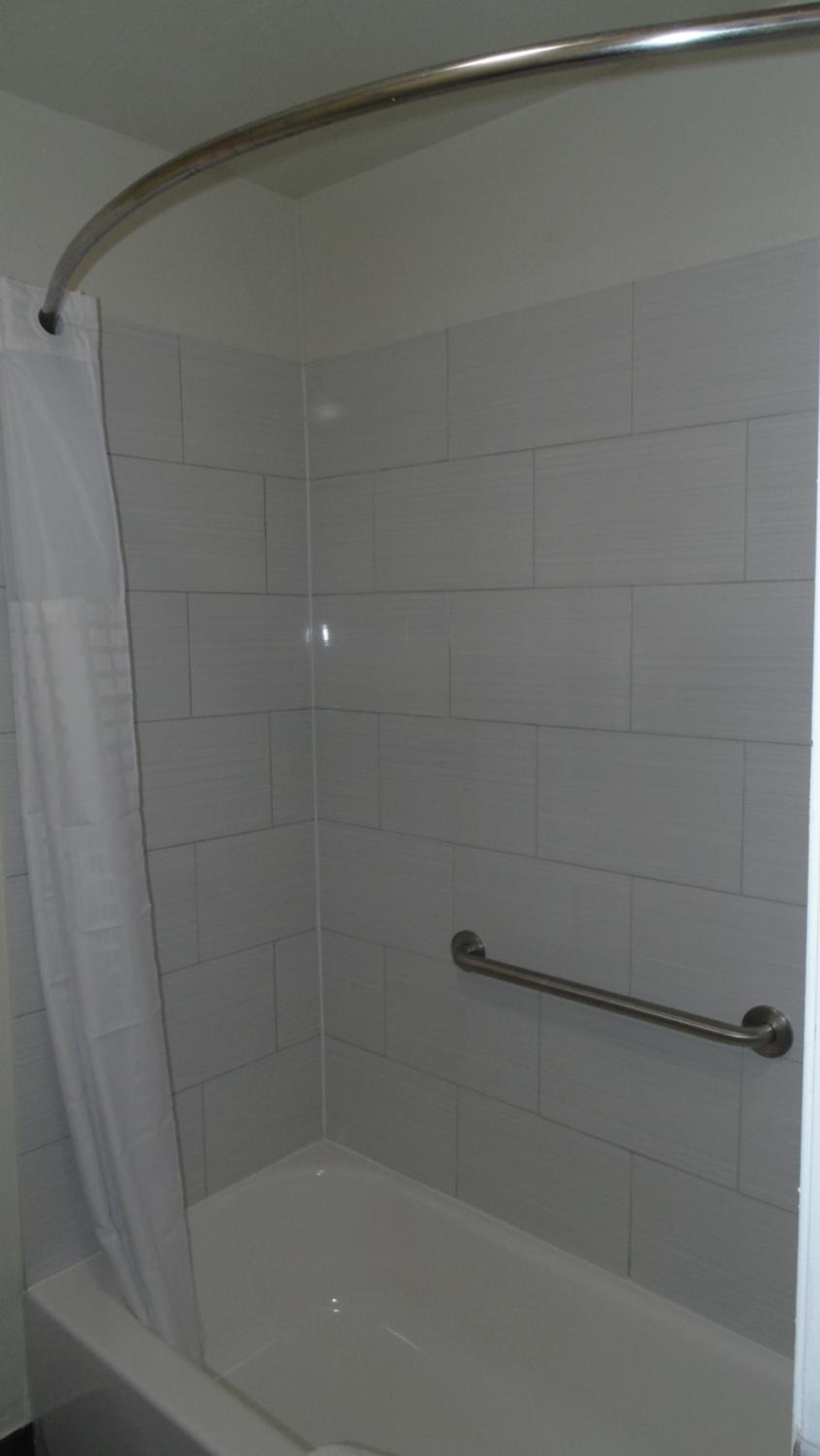 Deluxe Double Room with Two Double Beds - Non-Smoking - Photo 5