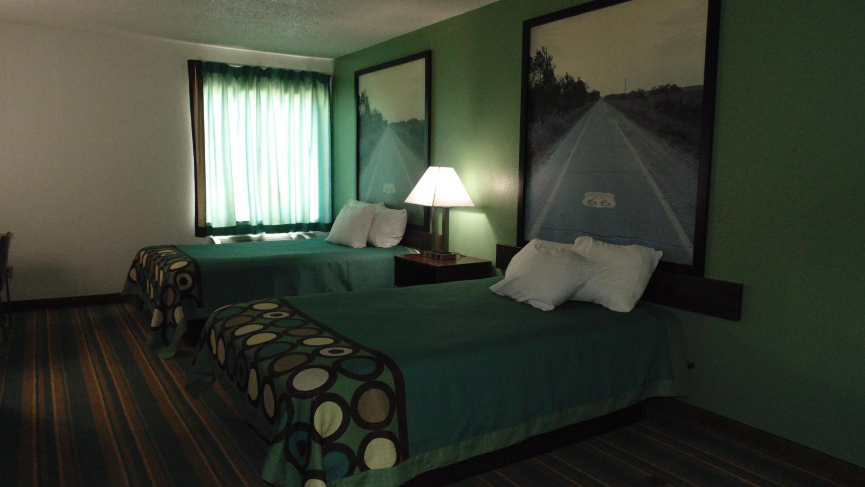 Deluxe Double Room with Two Double Beds - Non-Smoking - Photo 2