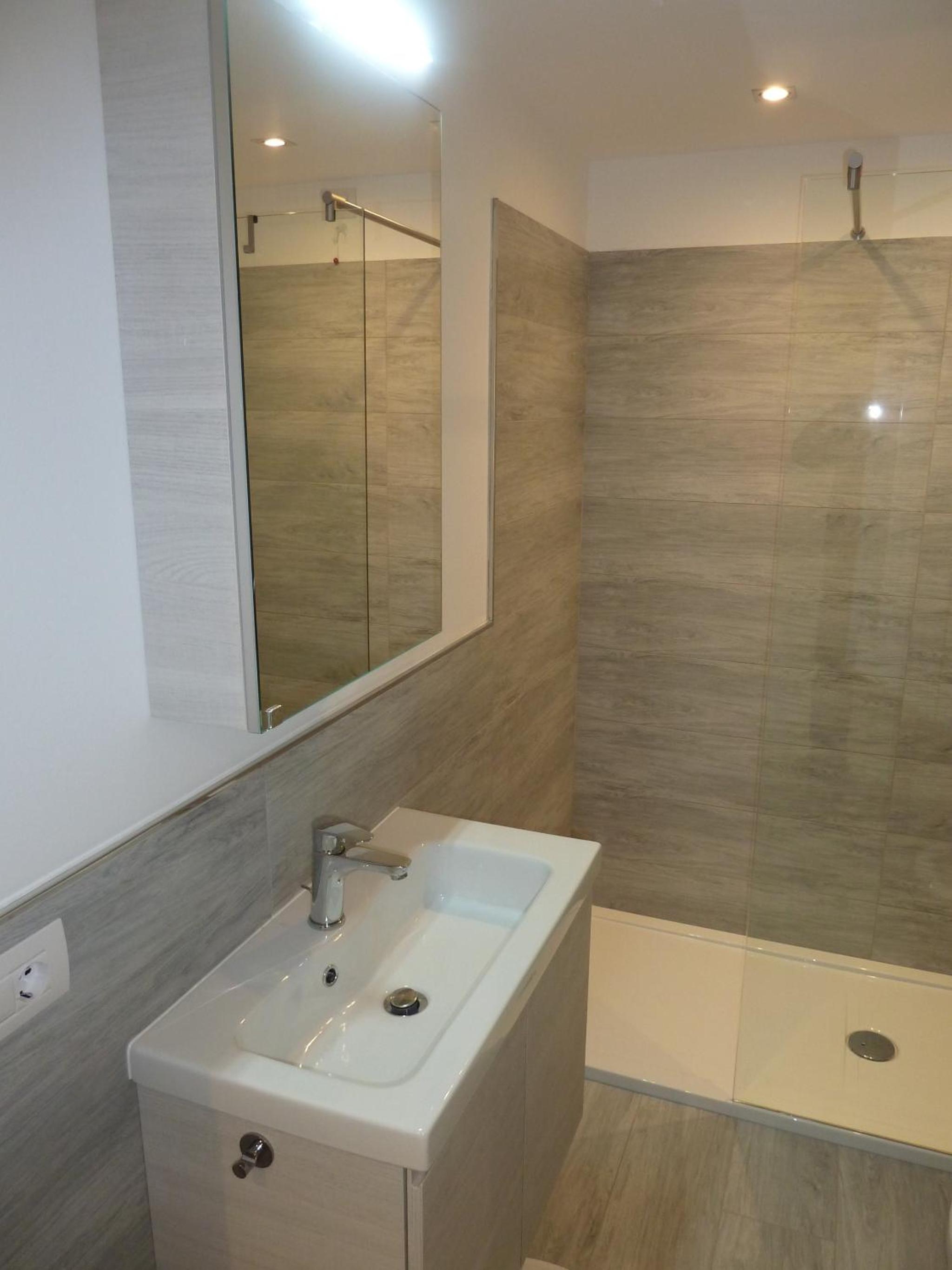 Apartment with Terrace photo 2
