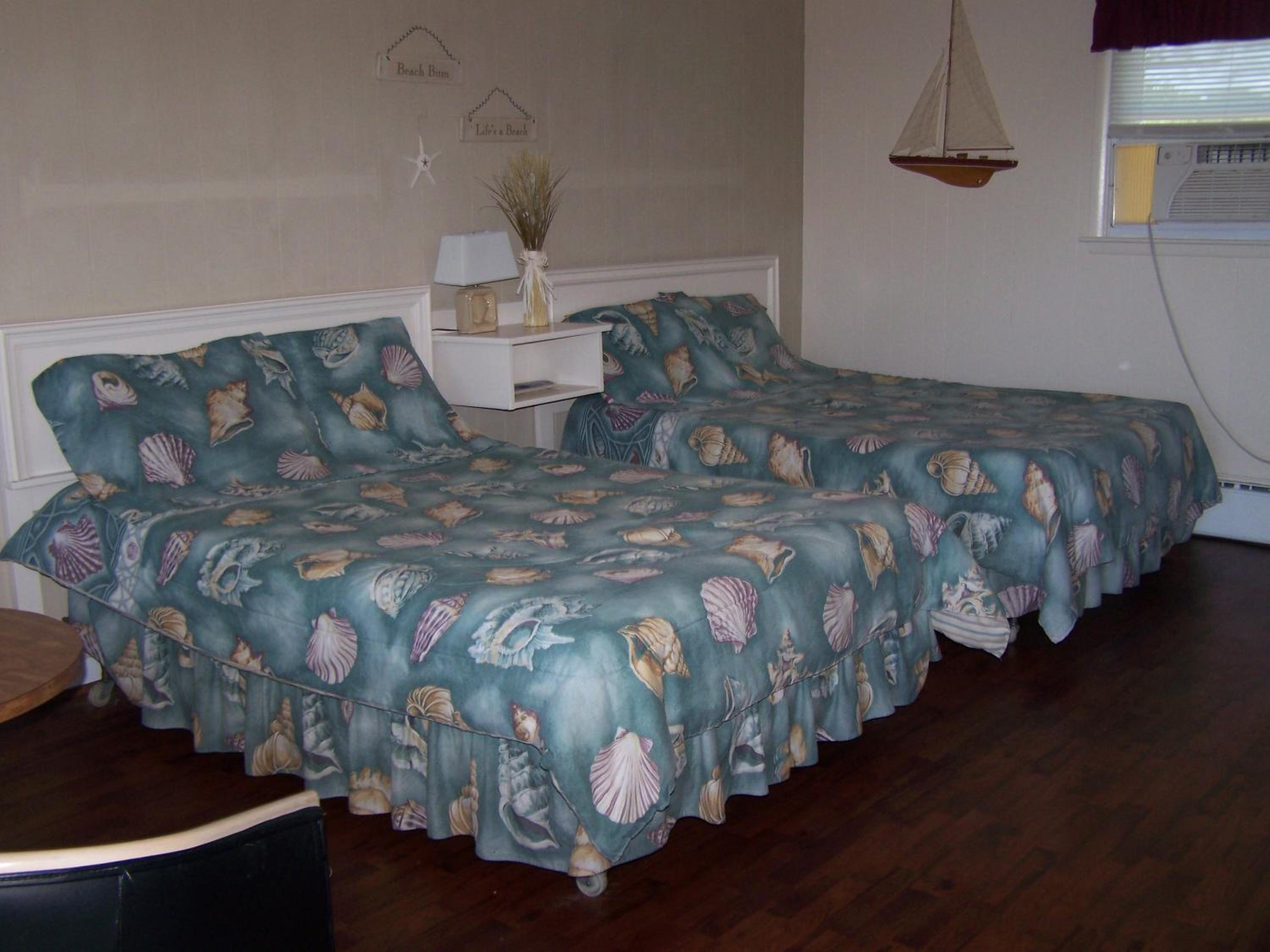 Double Room with Two Double Beds - 1st Fl photo 1