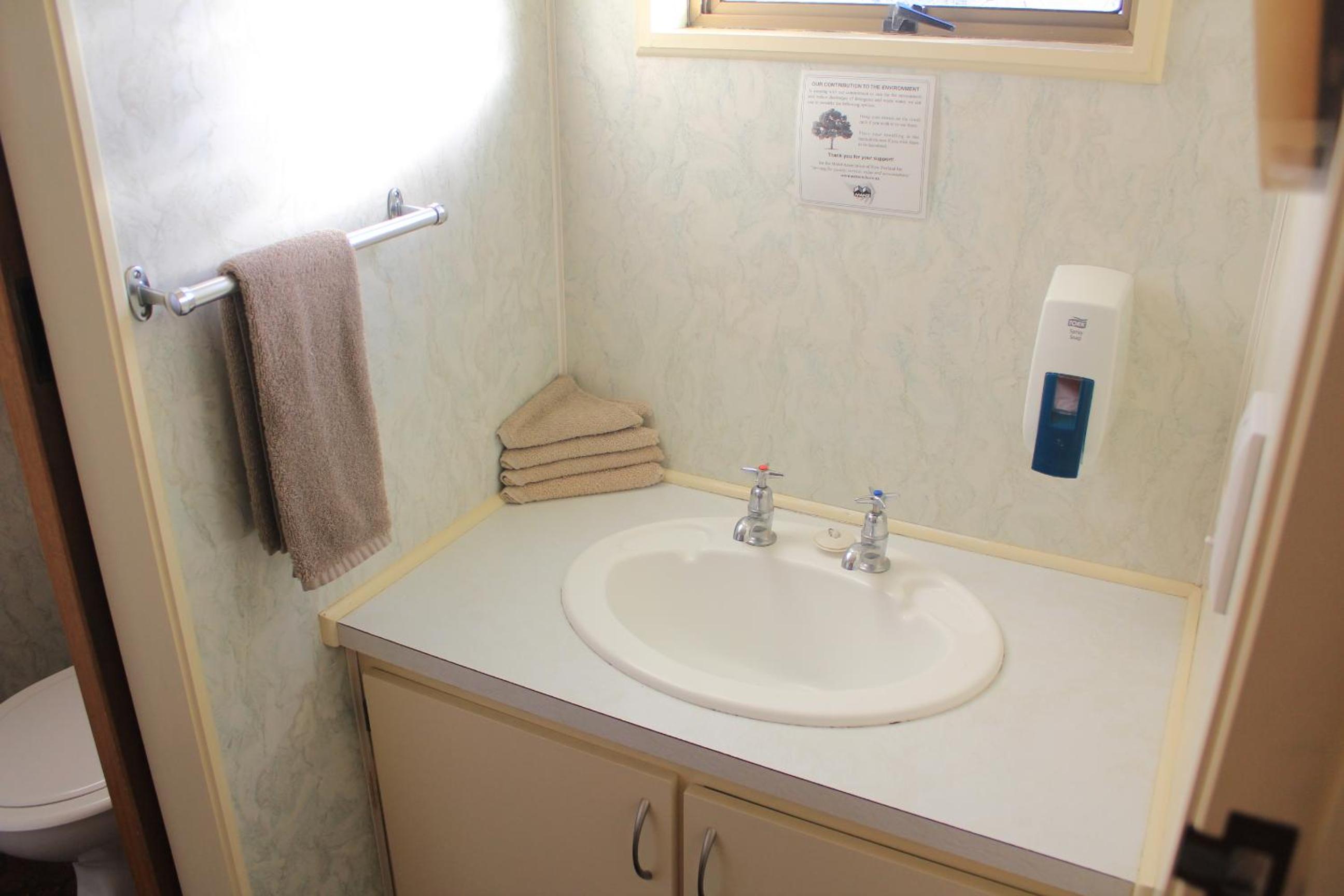 One-Bedroom Apartment - Photo 4