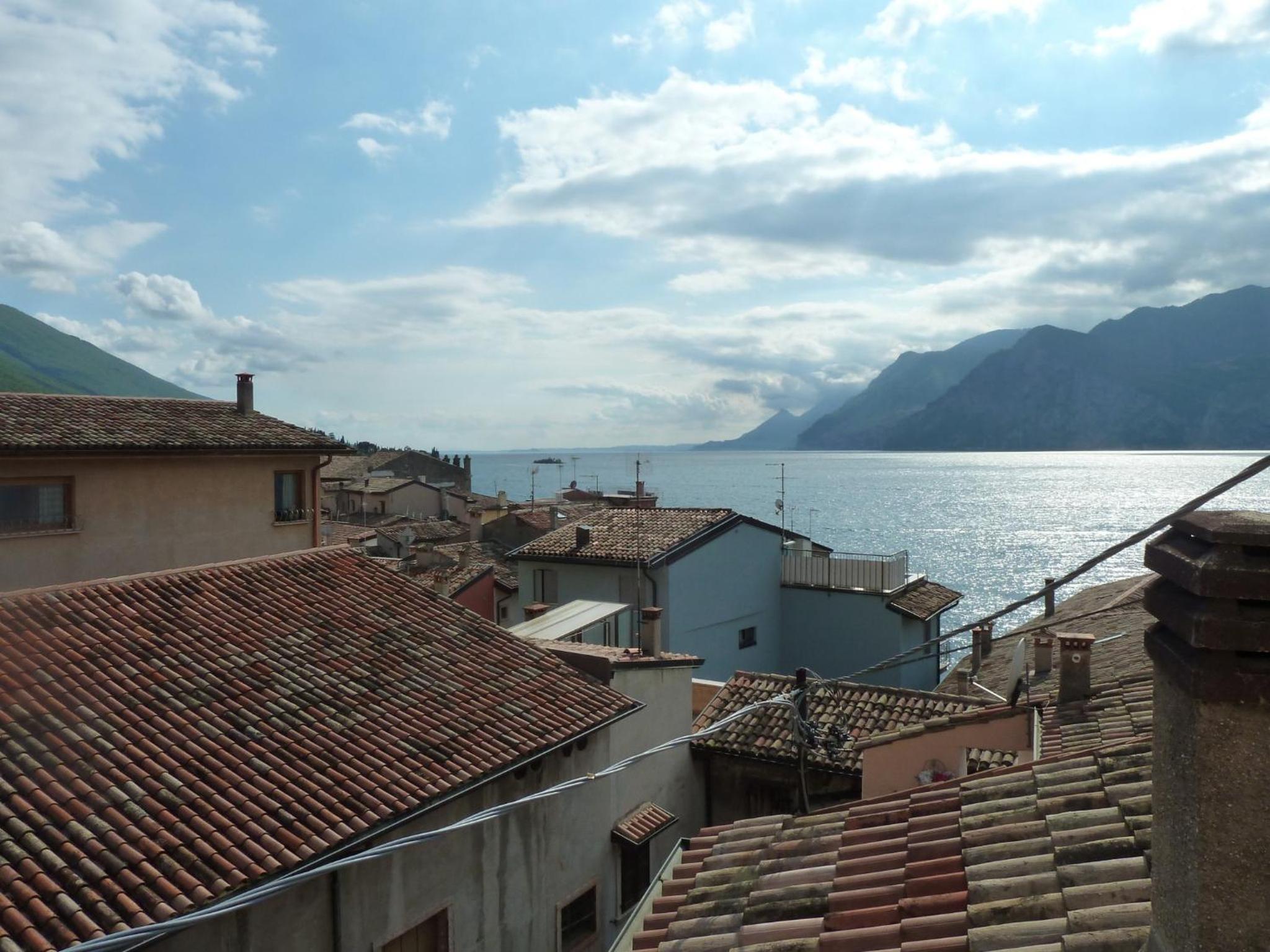 Apartment with Lake View photo 2
