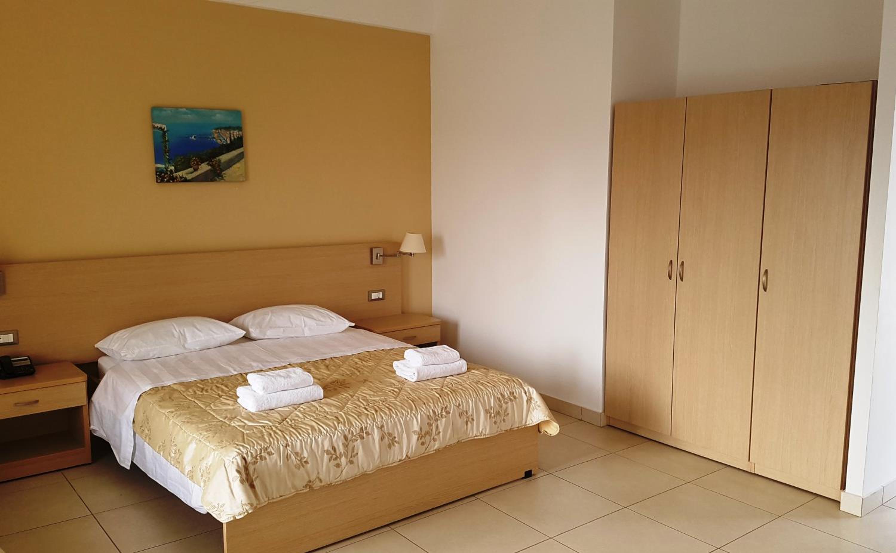 Deluxe Family Room - Photo 4