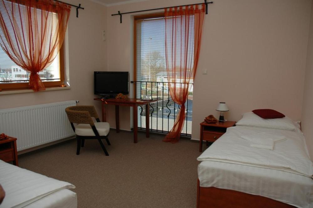 Double or Twin Room photo 1