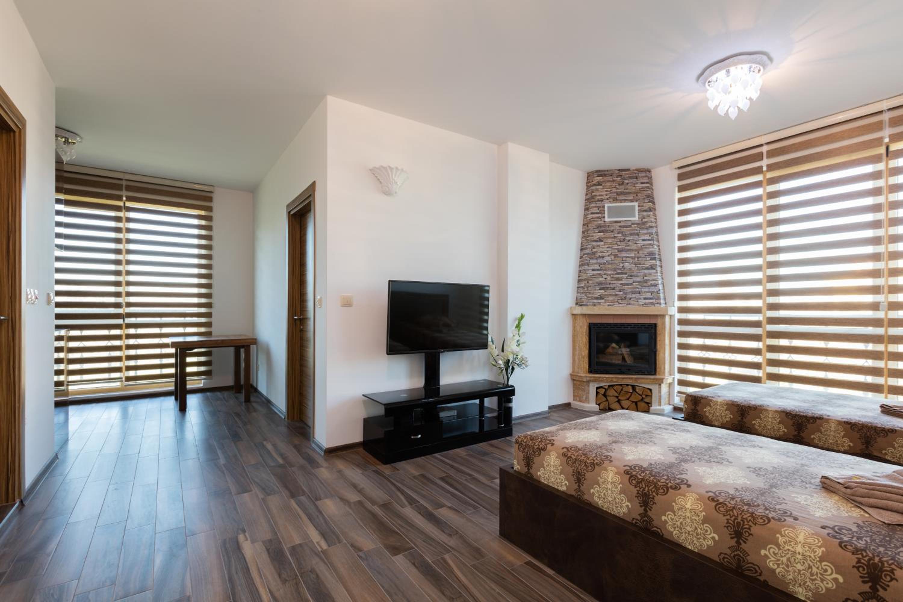 One-Bedroom Apartment - No Balcony (4 Adults) photo 3