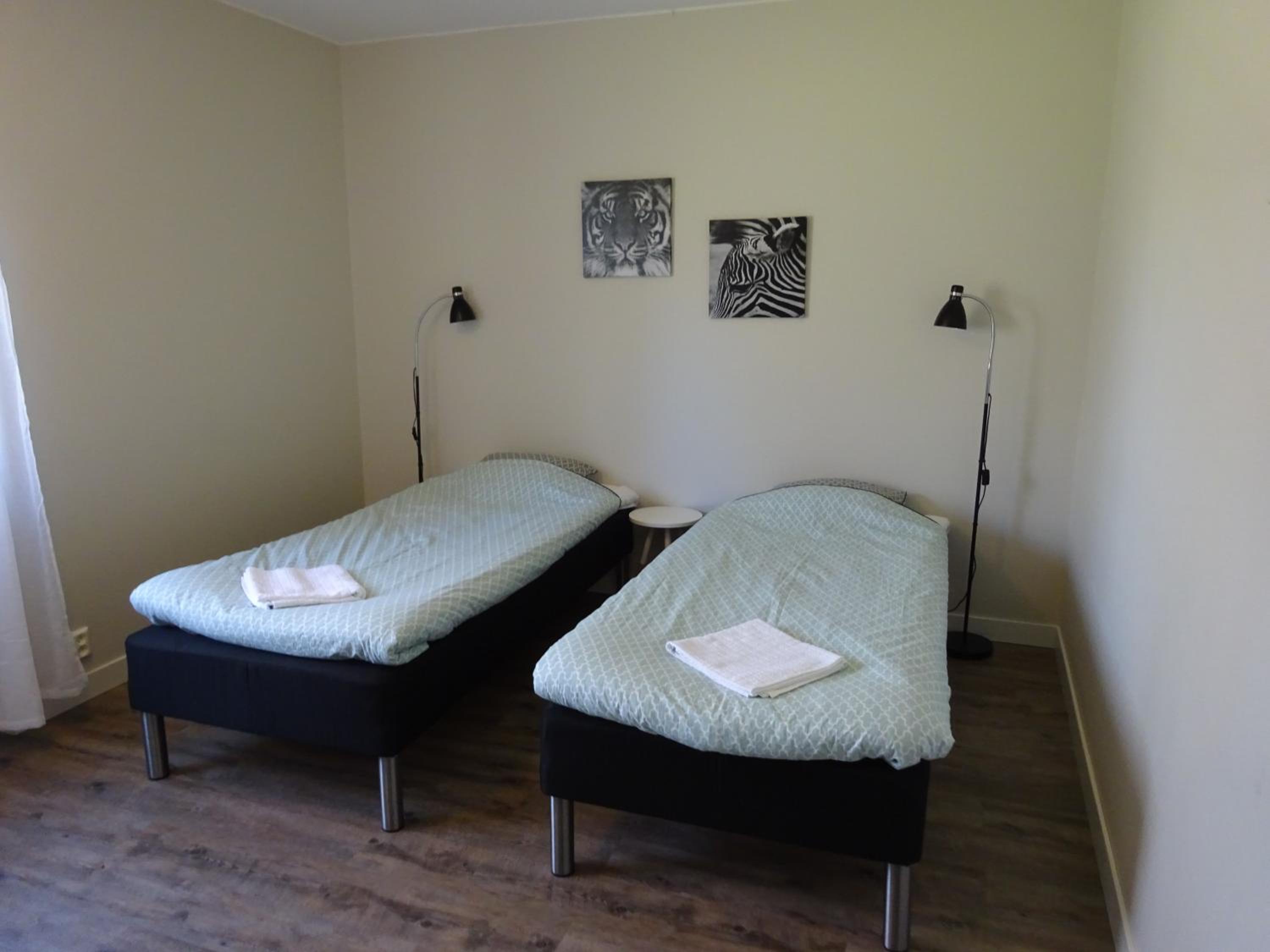 Twin Room with Shared Bathroom photo 1