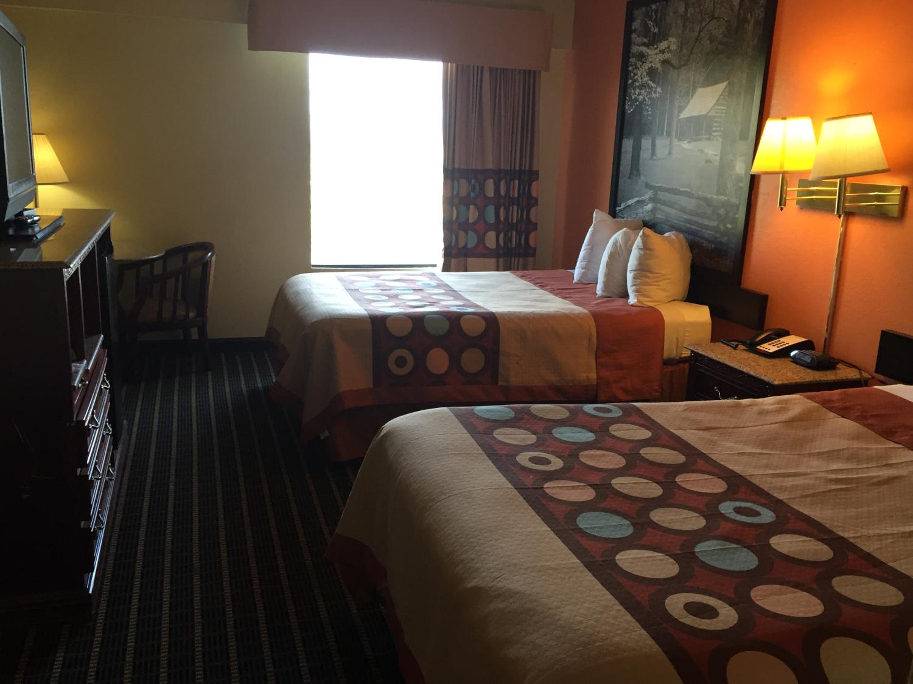 Double Room with Two Double Beds - Smoking photo 3