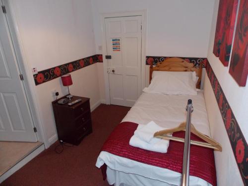Budget Single Room photo 2