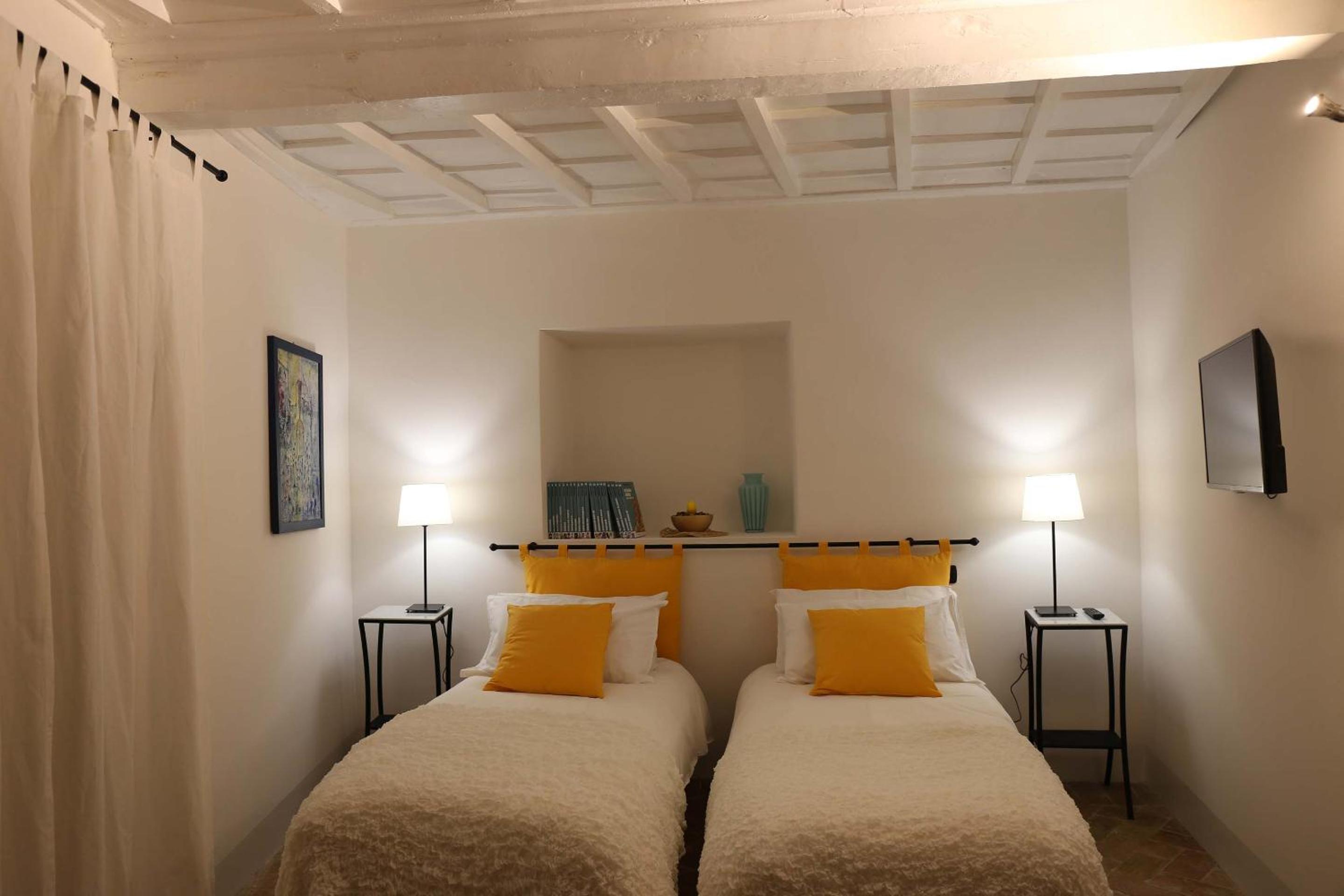 Triple Room - Photo 2