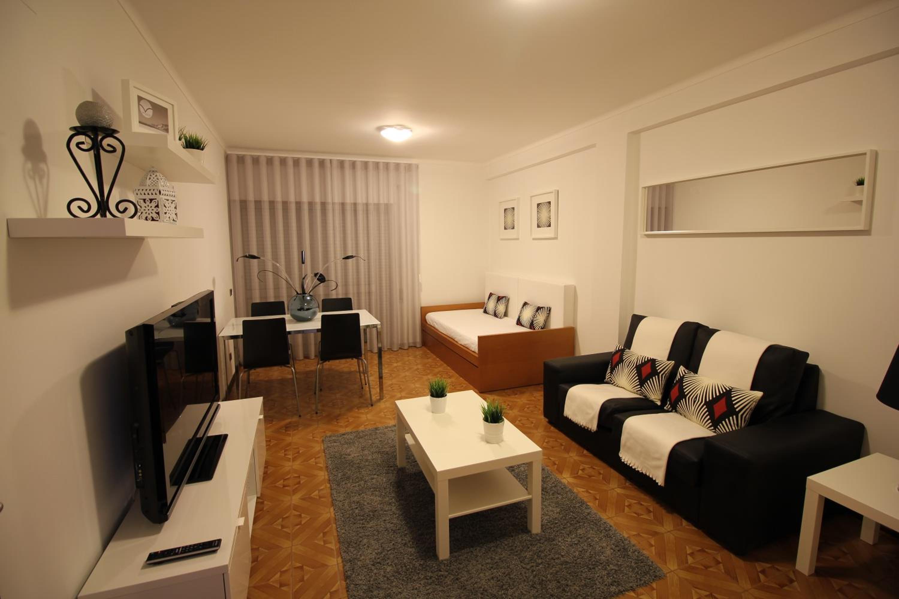 Apartment - Photo 27
