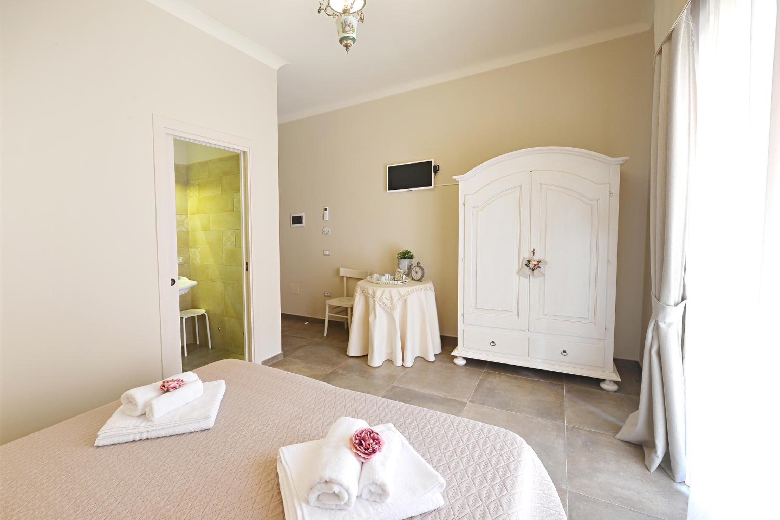 King Room with Balcony