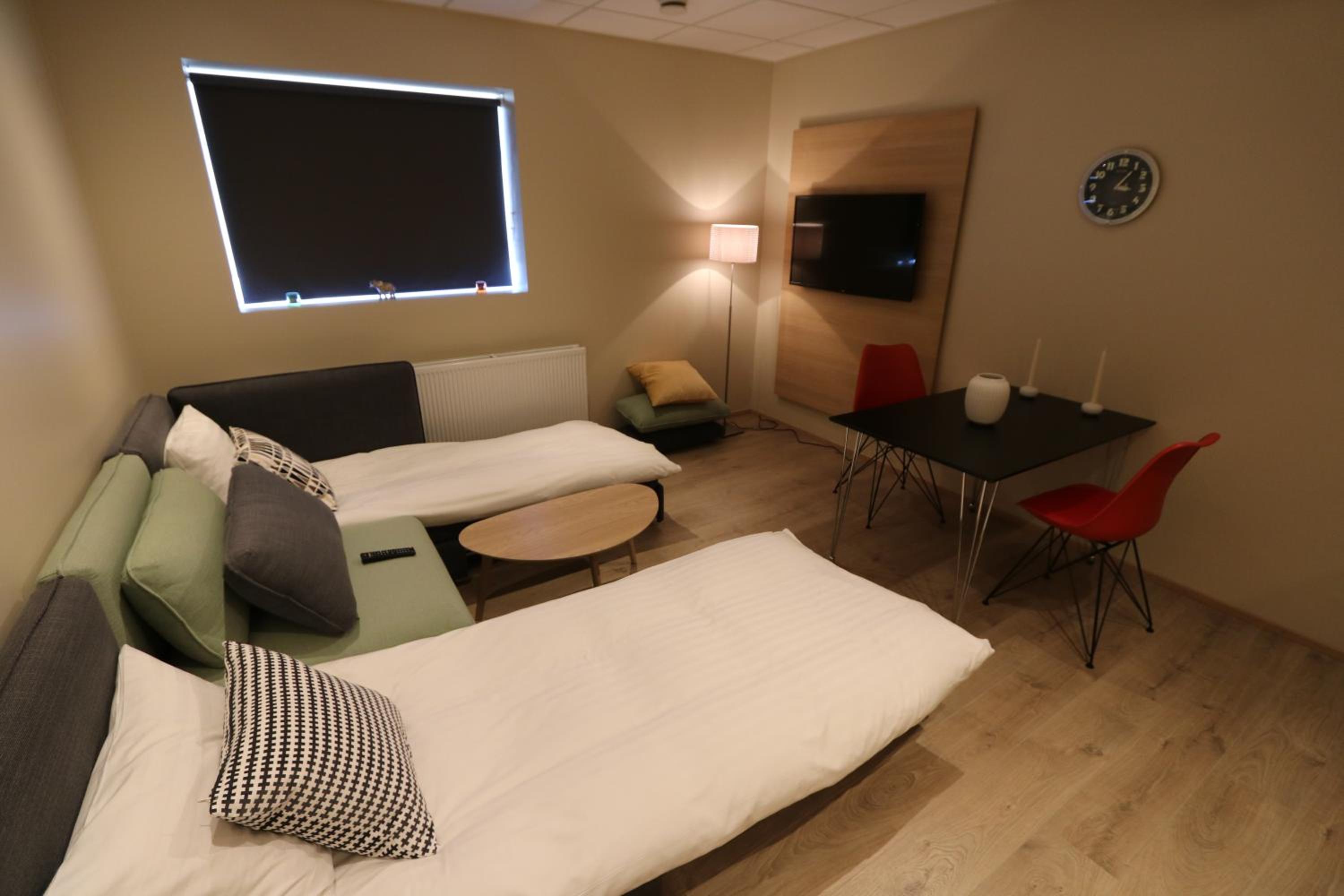 One-Bedroom Apartment - Photo 14