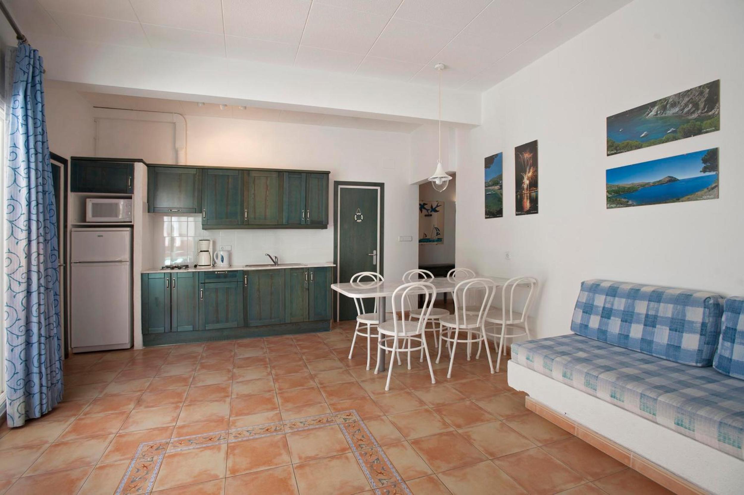 Apartment photo 3