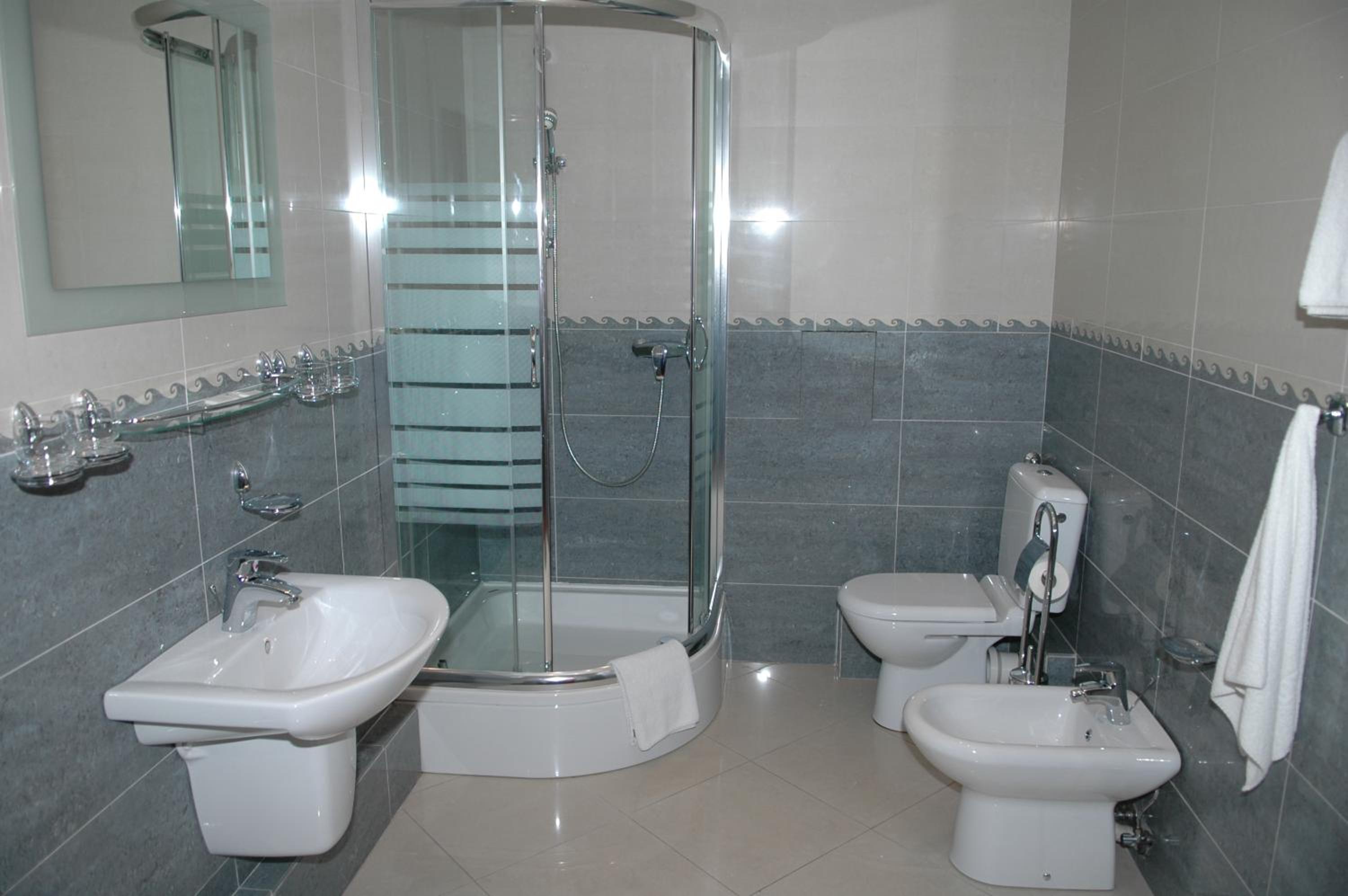 Standard Triple Room - Photo 5