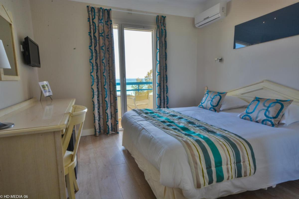 Double Room with Sea View - First Floor