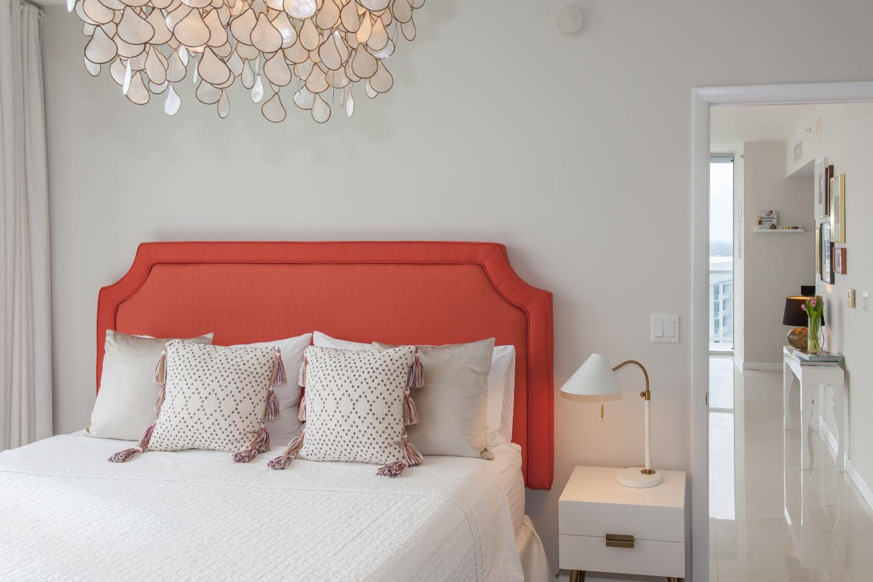 Boutique Two Bedroom Ocean Views Balcony