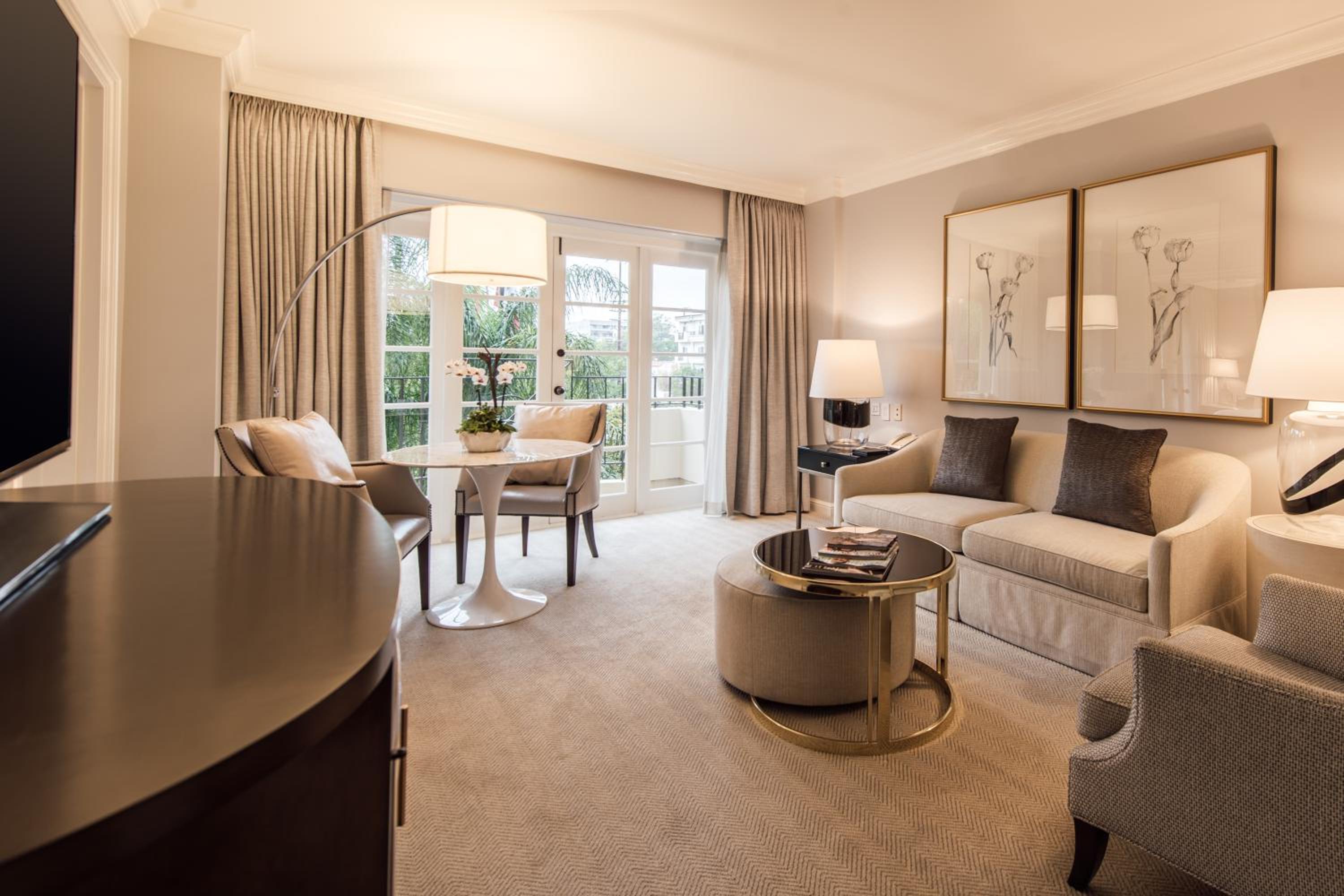 Hollywood Suite with King Bed