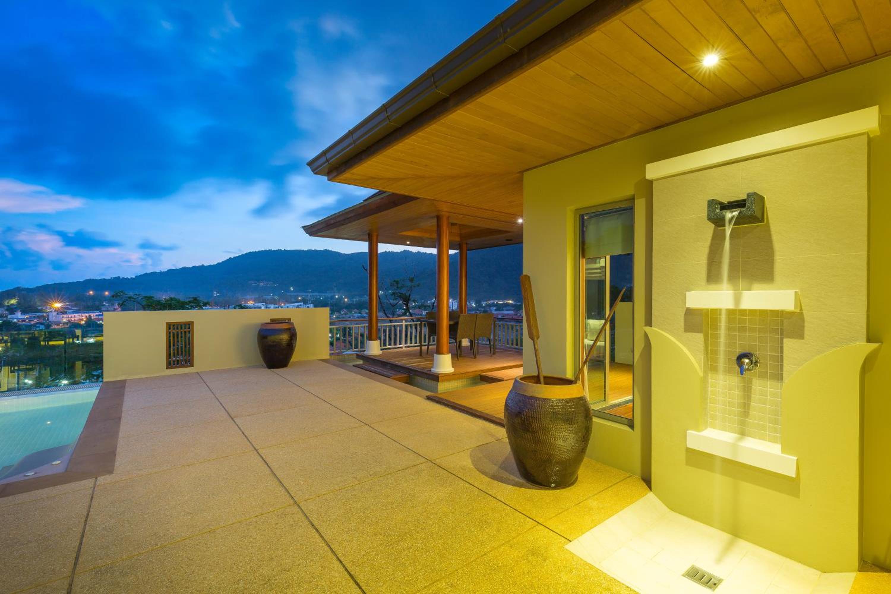 Two-Bedroom Villa with Private Pool - Photo 25