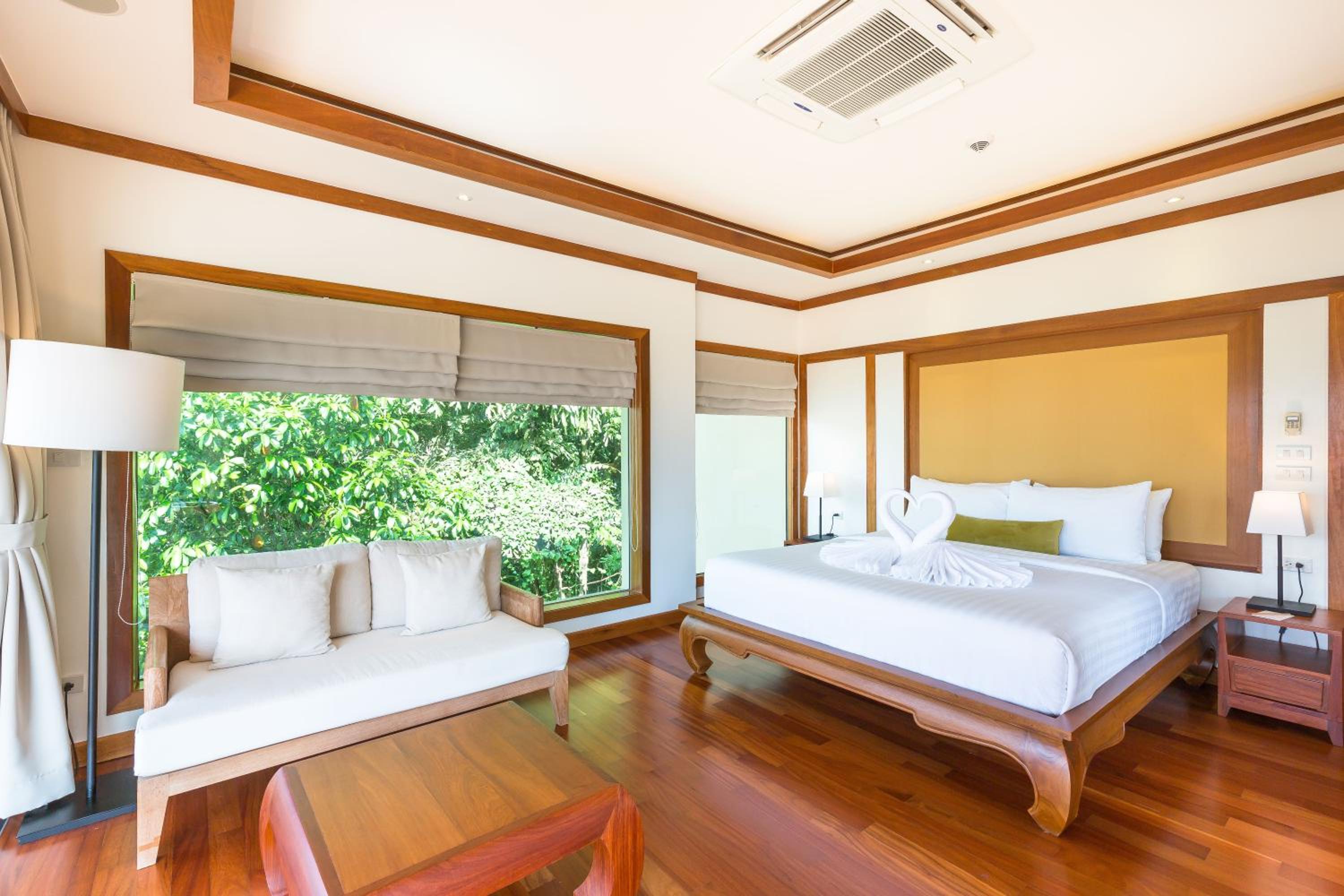 Two-Bedroom Villa with Private Pool - Photo 16