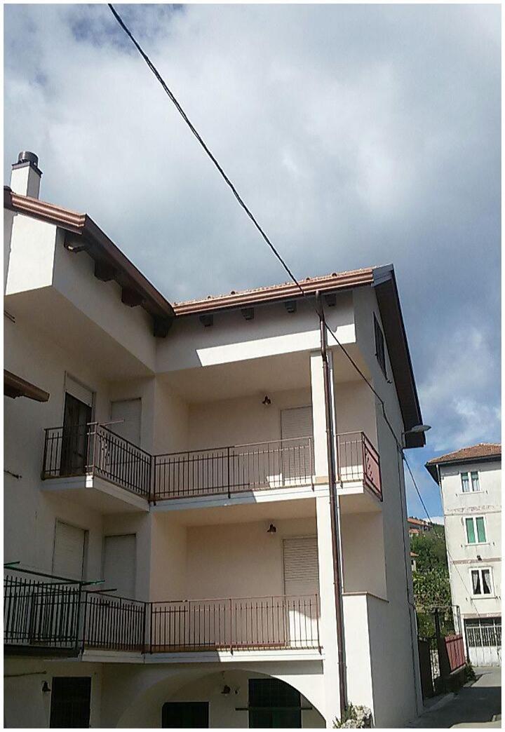 Two-Bedroom House - Photo 37
