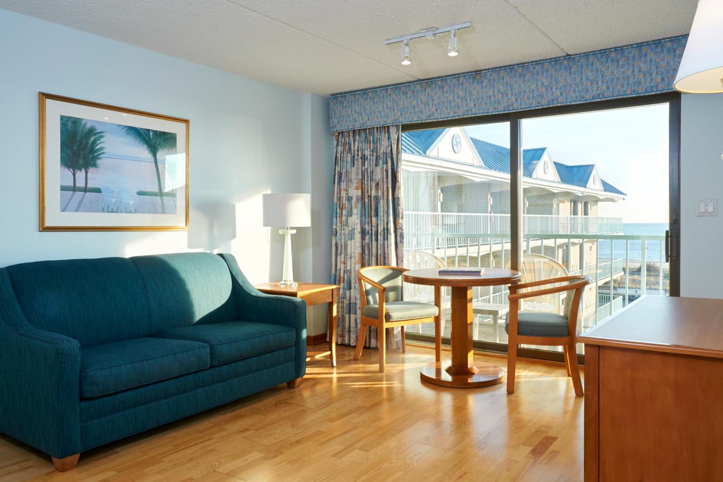 TWO-ROOM ROYAL OCEANFRONT SUITE - Photo 1
