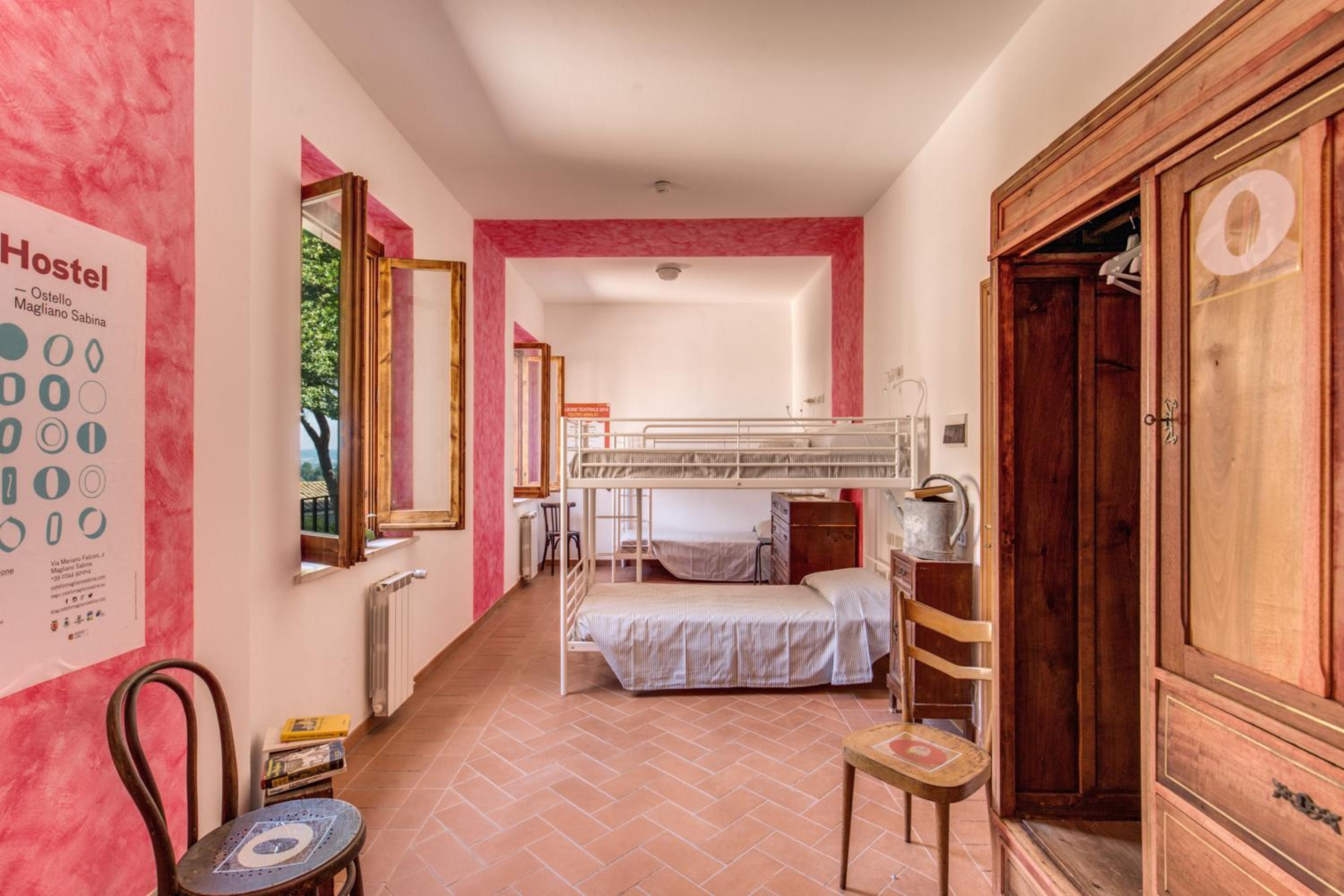 Single Bed in Dormitory Room photo 3