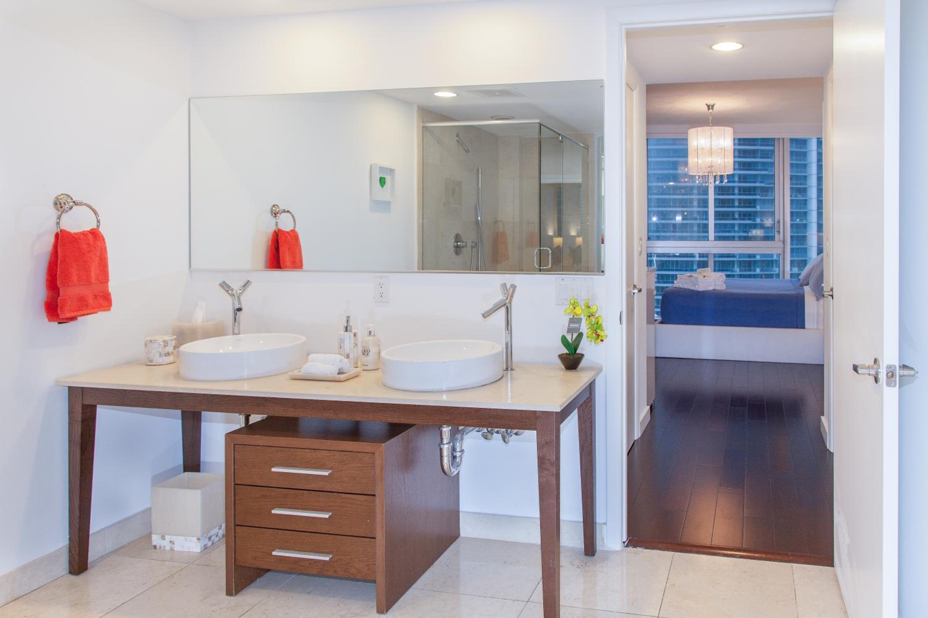 Boutique Two Bedroom Ocean Views Design Balcony