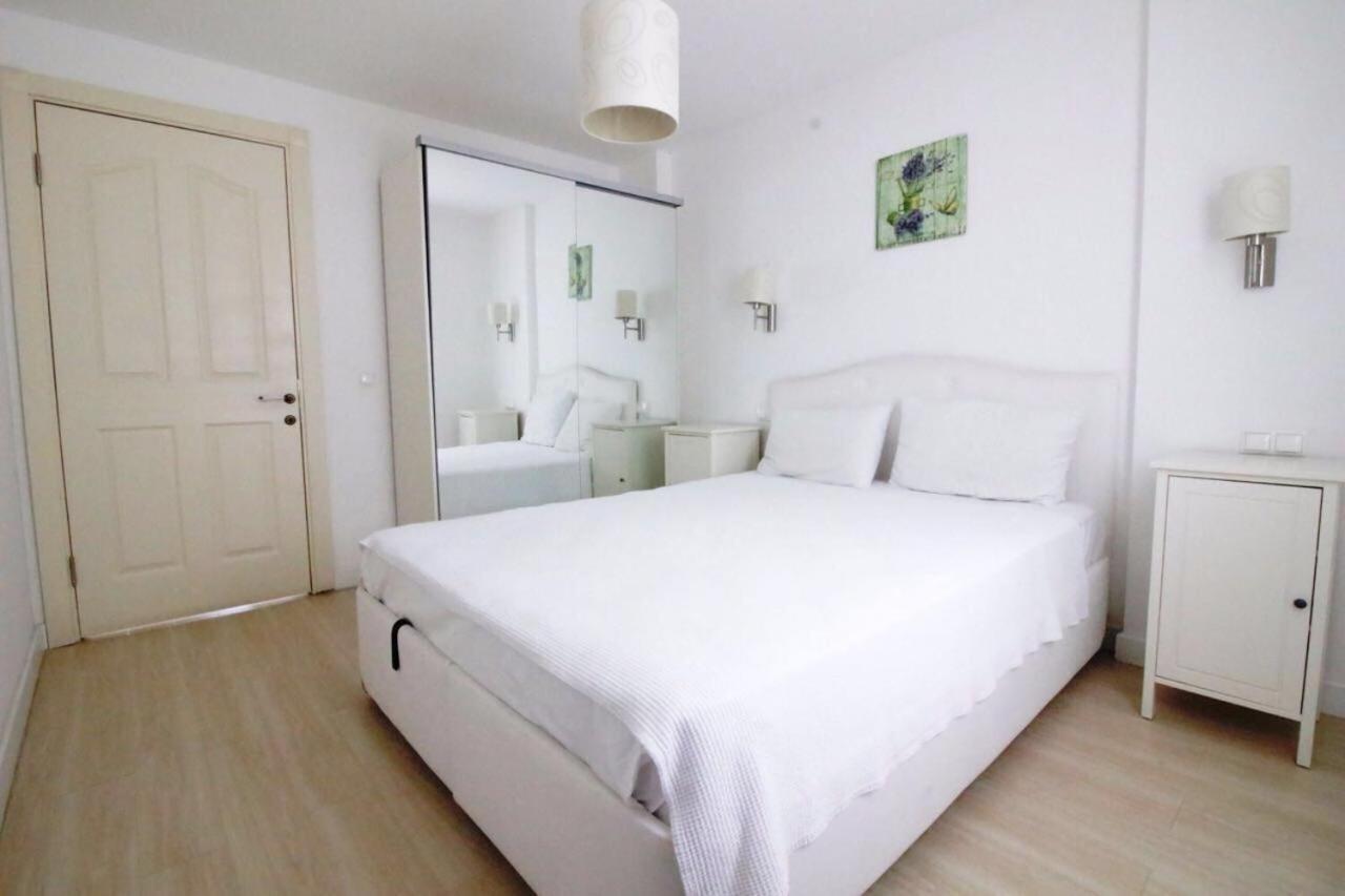 Apartment with Sea View photo 1