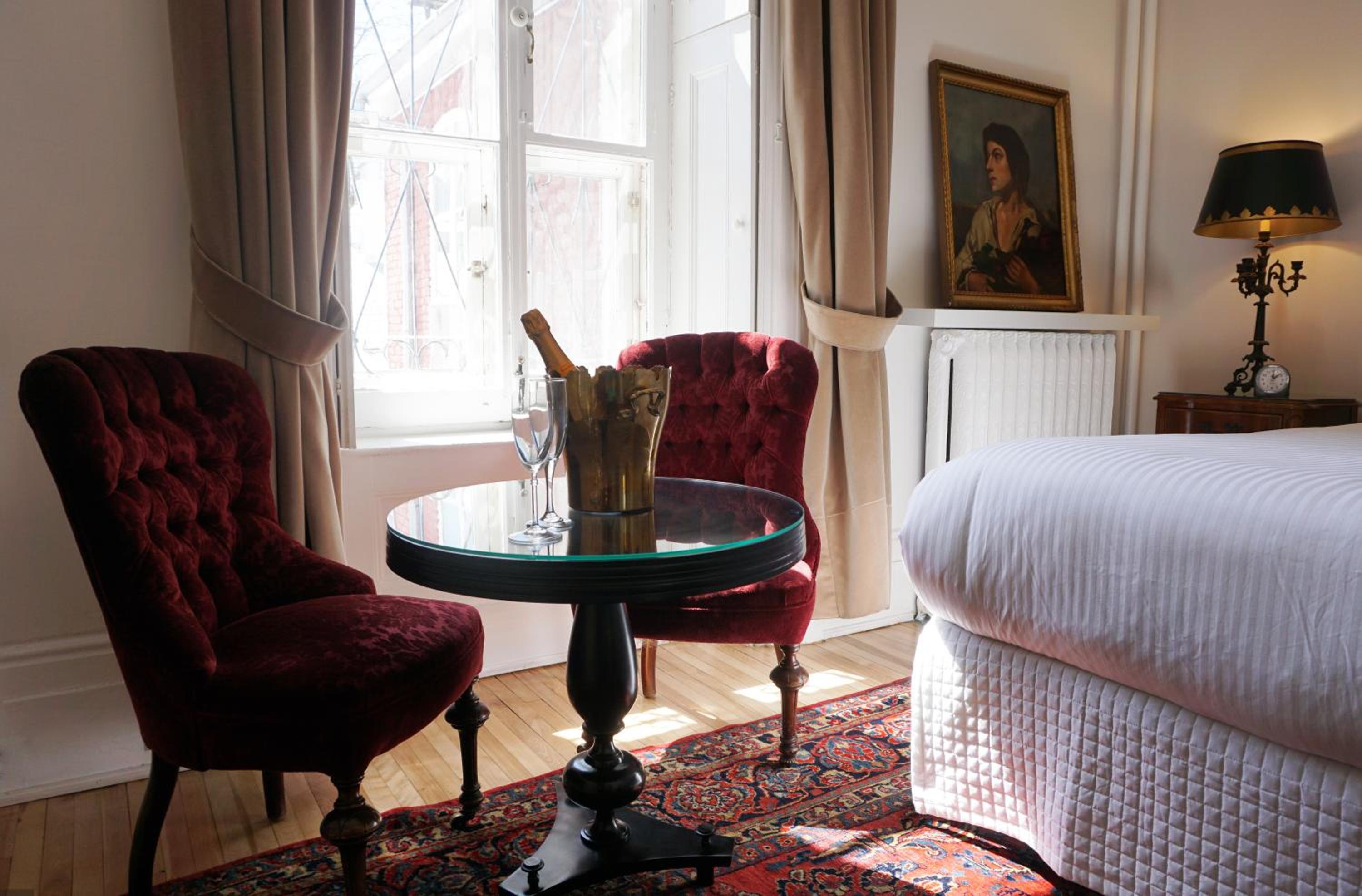 Standard Queen Room photo 3