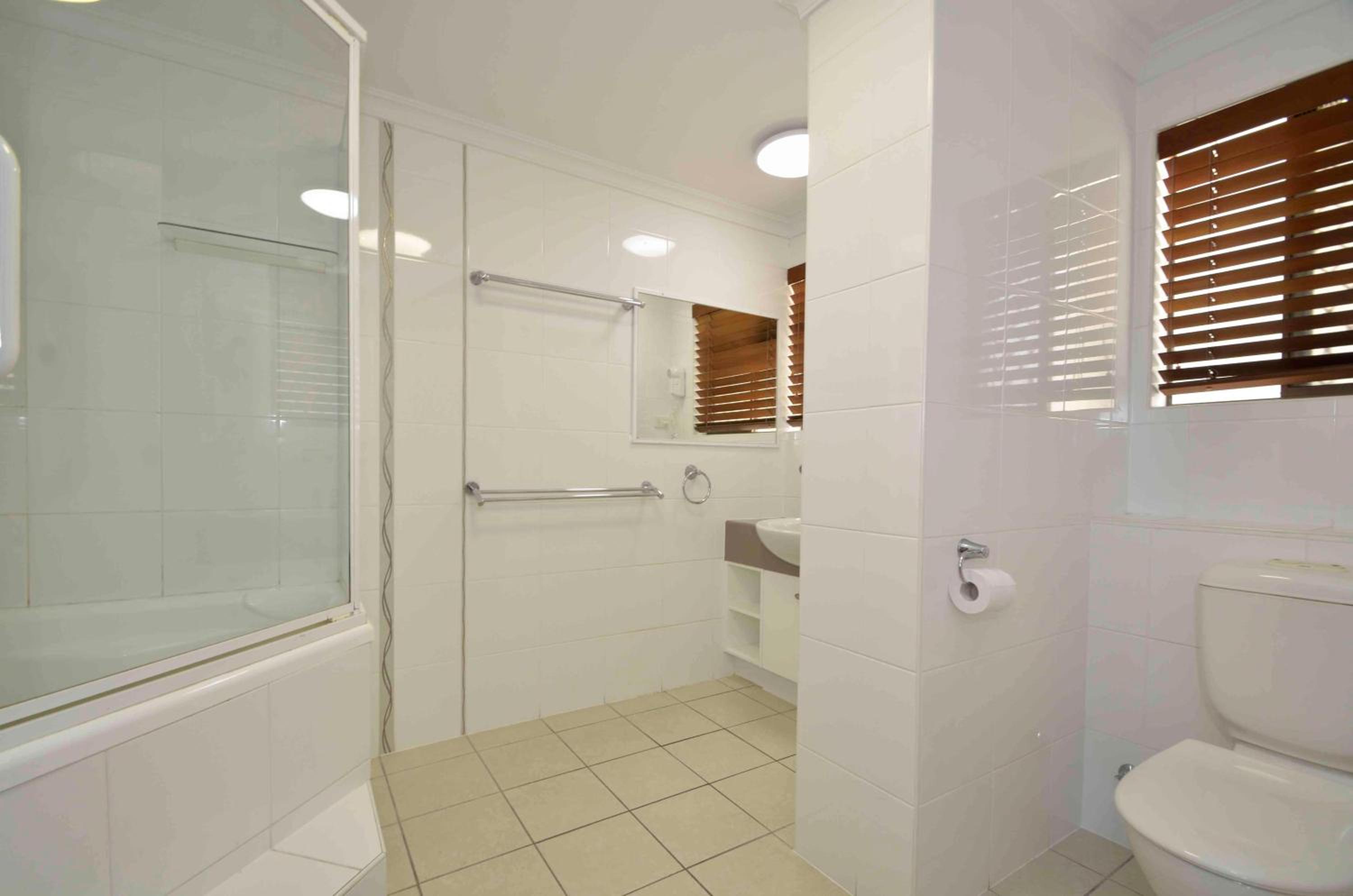 Superior Two-Apartment with Spa Bath photo 3