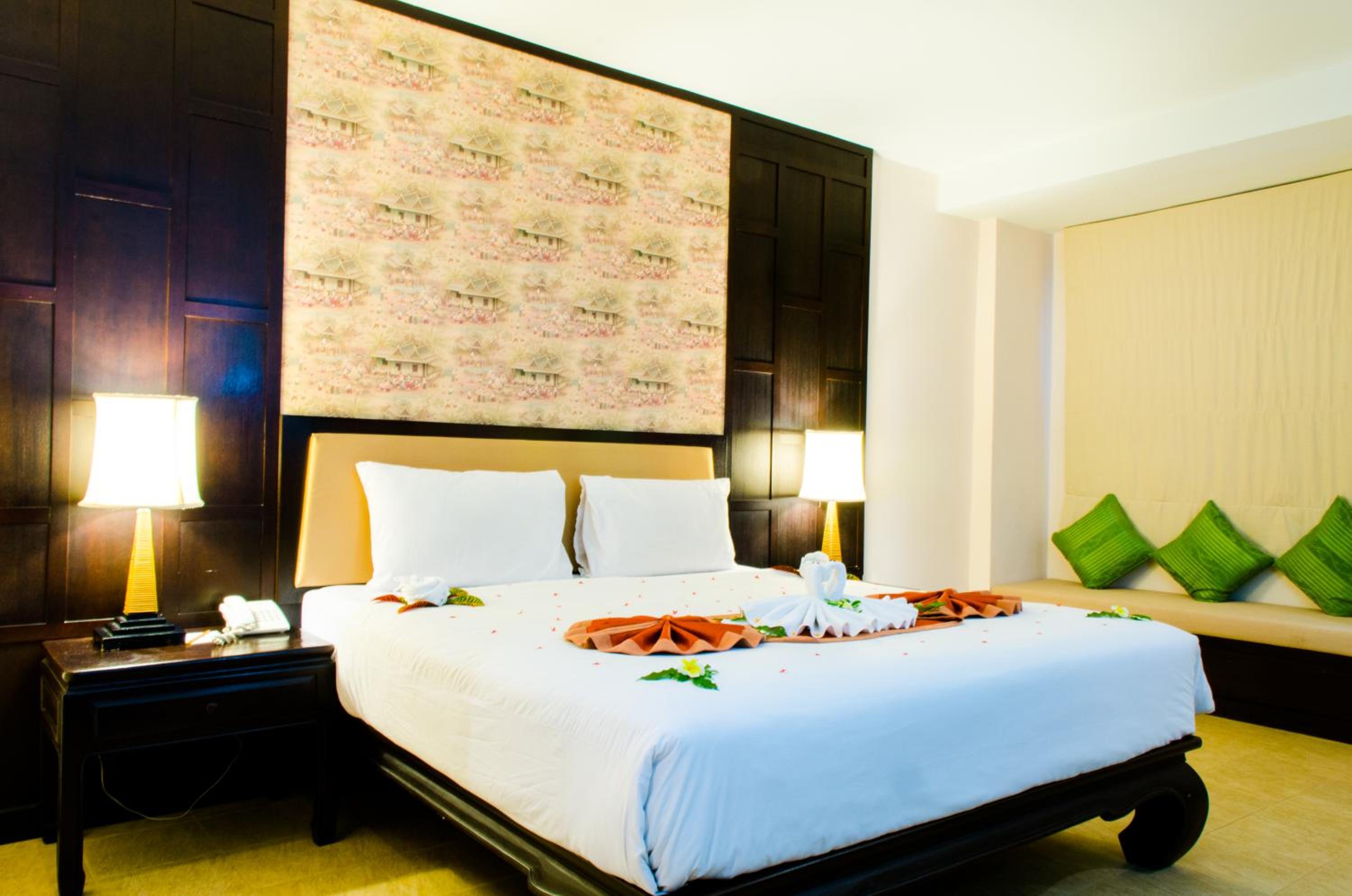 Deluxe Double or Twin Room with Outdoor Jacuzzi - Photo 5
