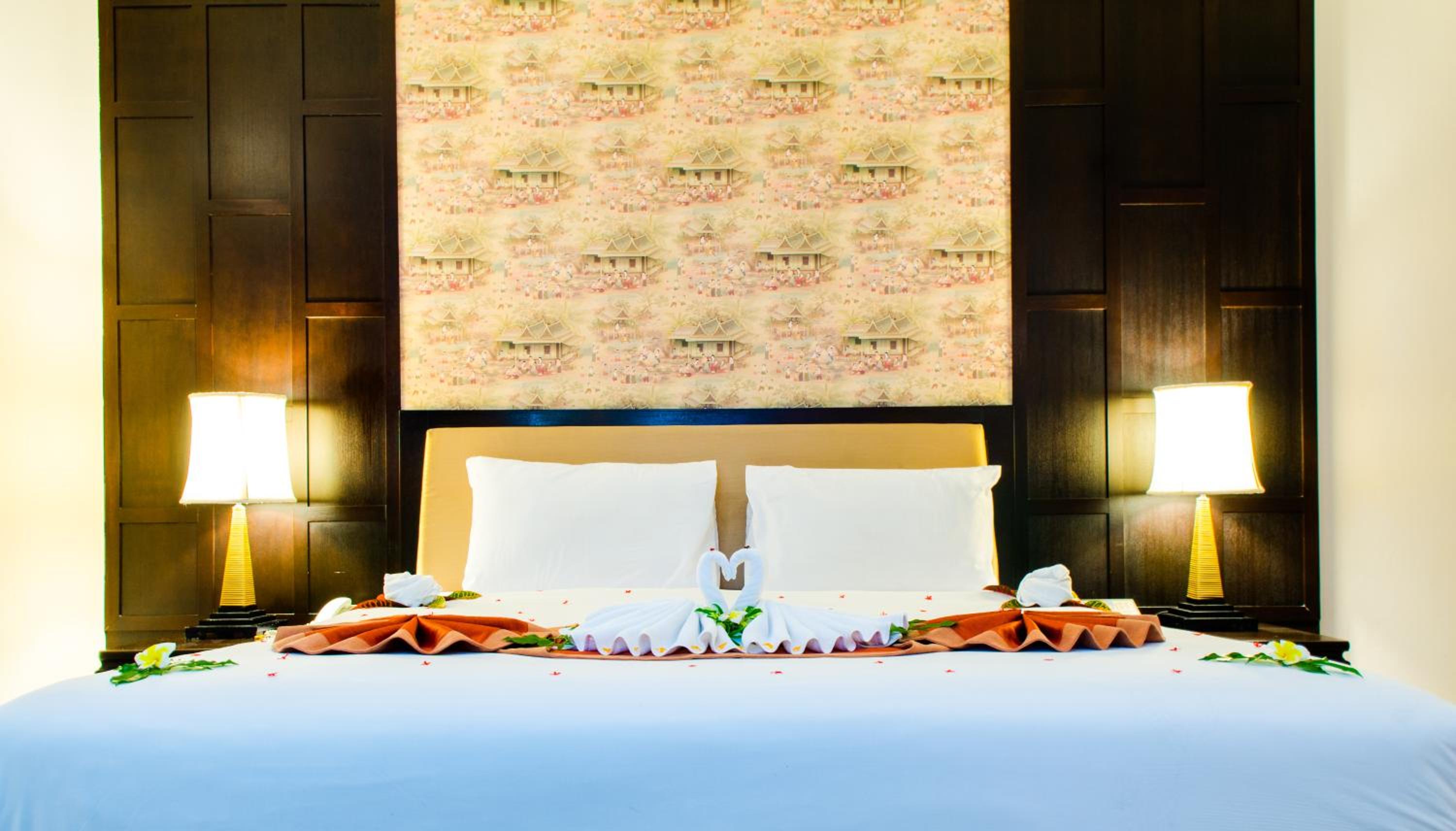 Deluxe Double or Twin Room with Outdoor Jacuzzi - Photo 6