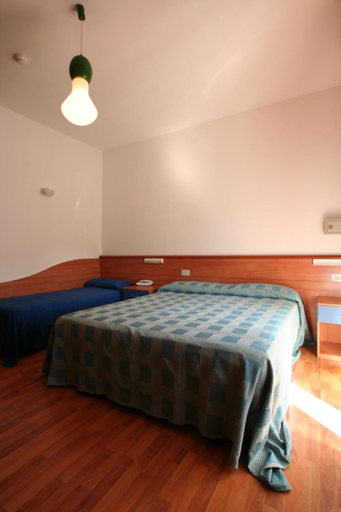 Triple Room photo 1