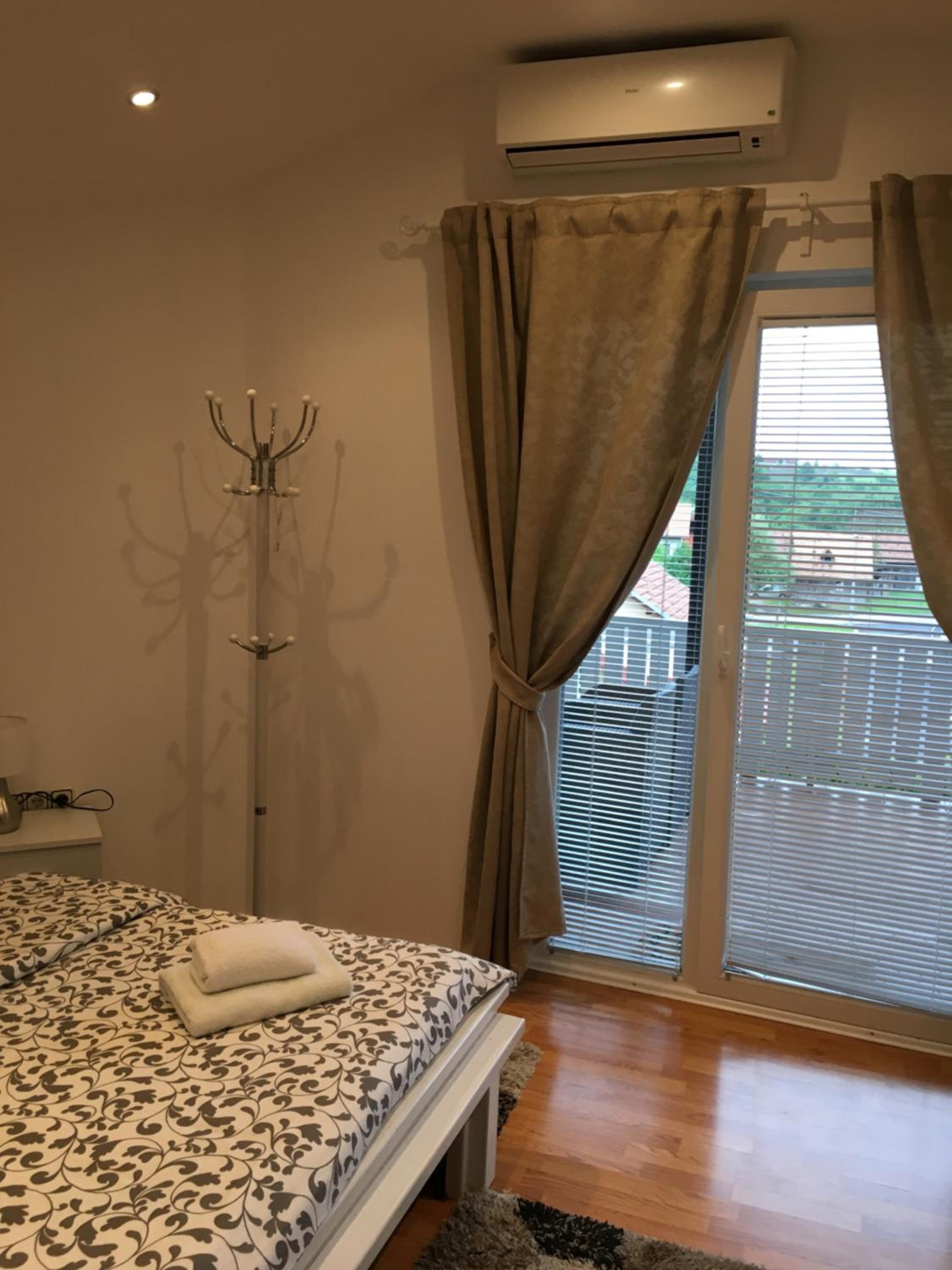 Double Room - Photo 20