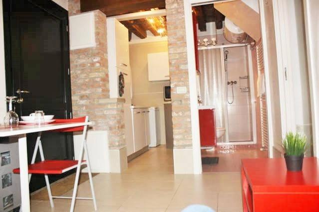 Apartment photo 3