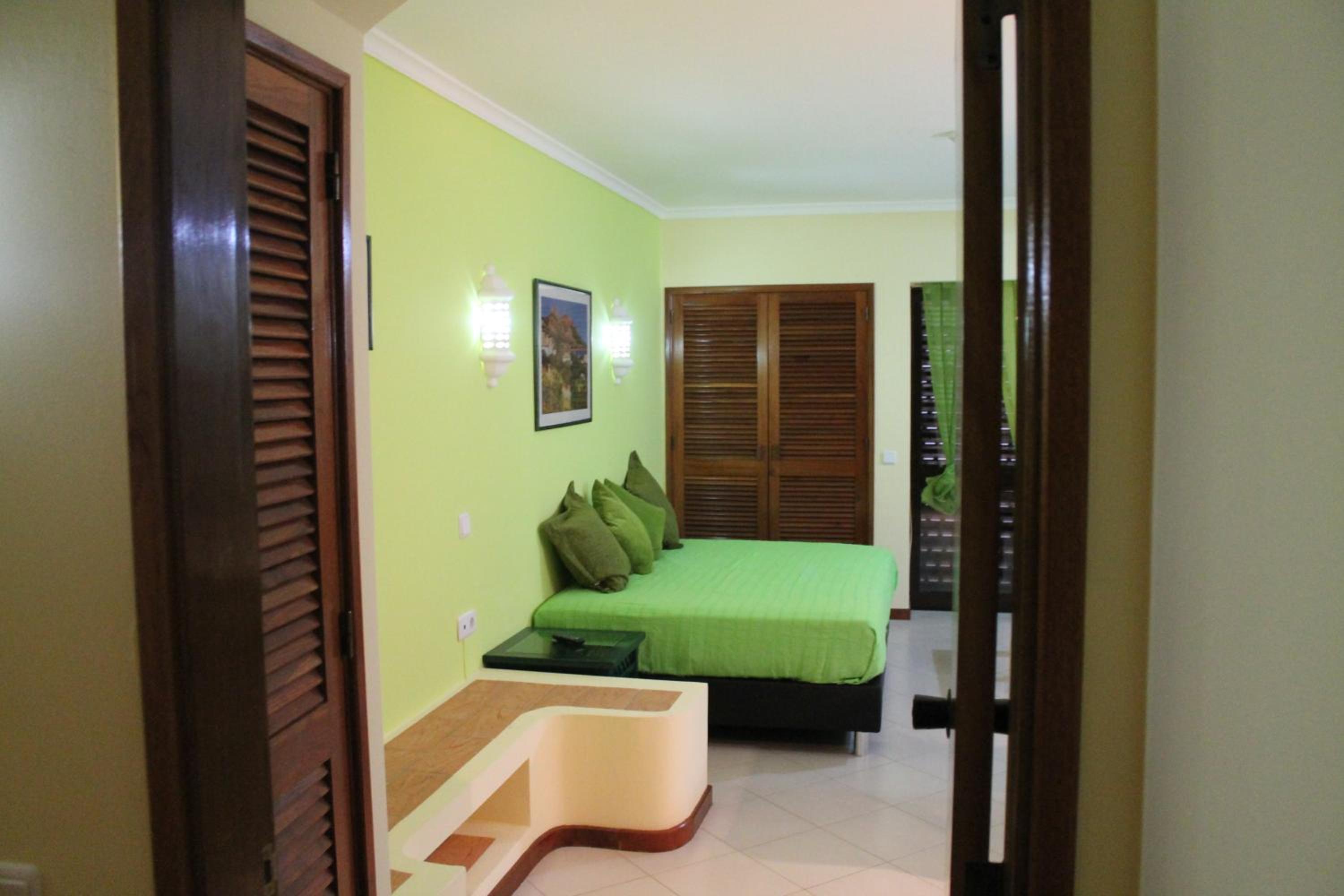 Studio Apartment With Sea View