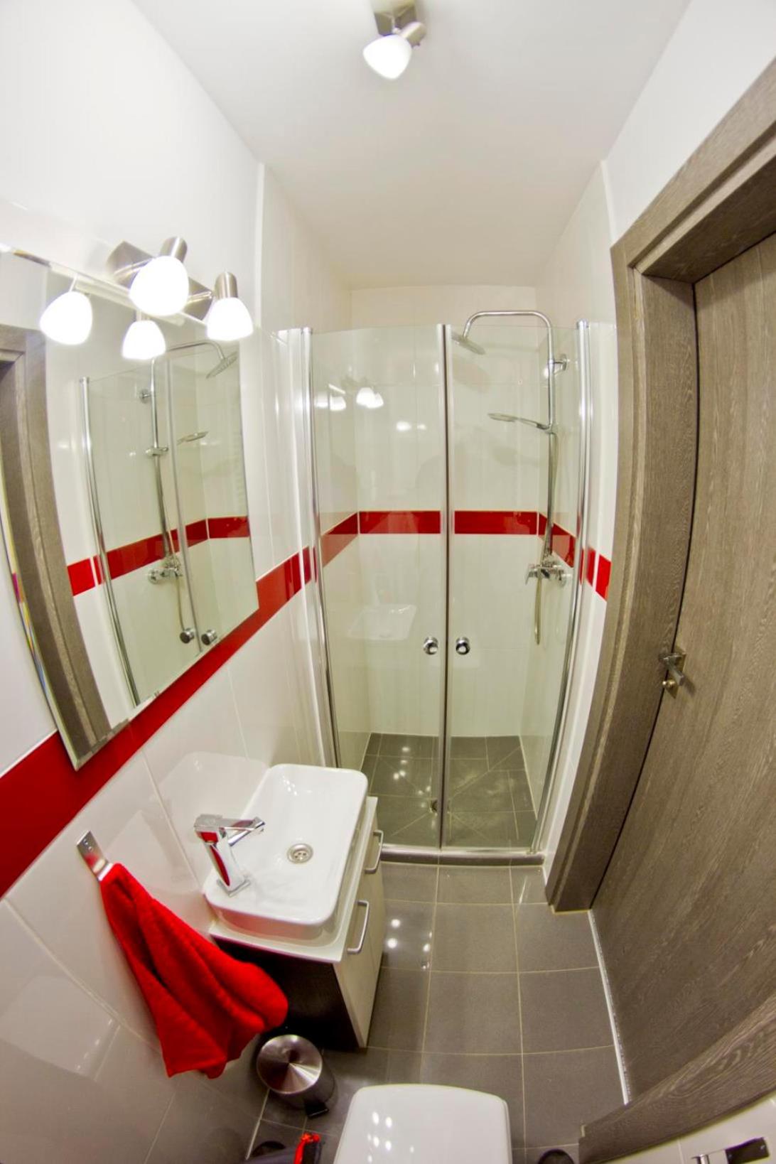 Single Room with Shower photo 3