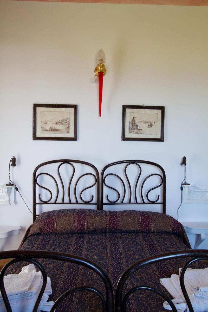 Double or Twin Room with Private Bathroom