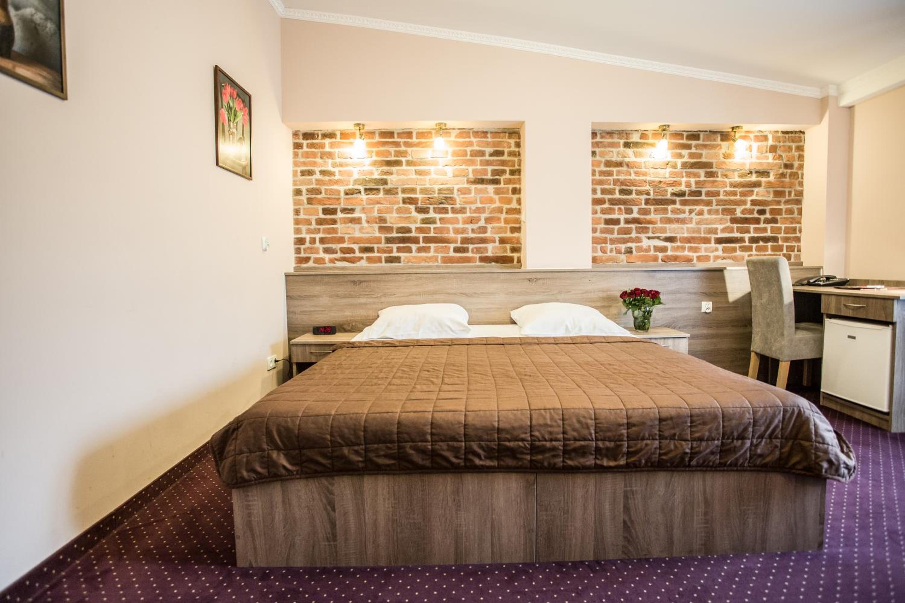 Triple Room - Photo 6