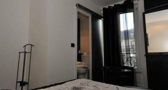Double Room with Shower (without elevator) photo 2