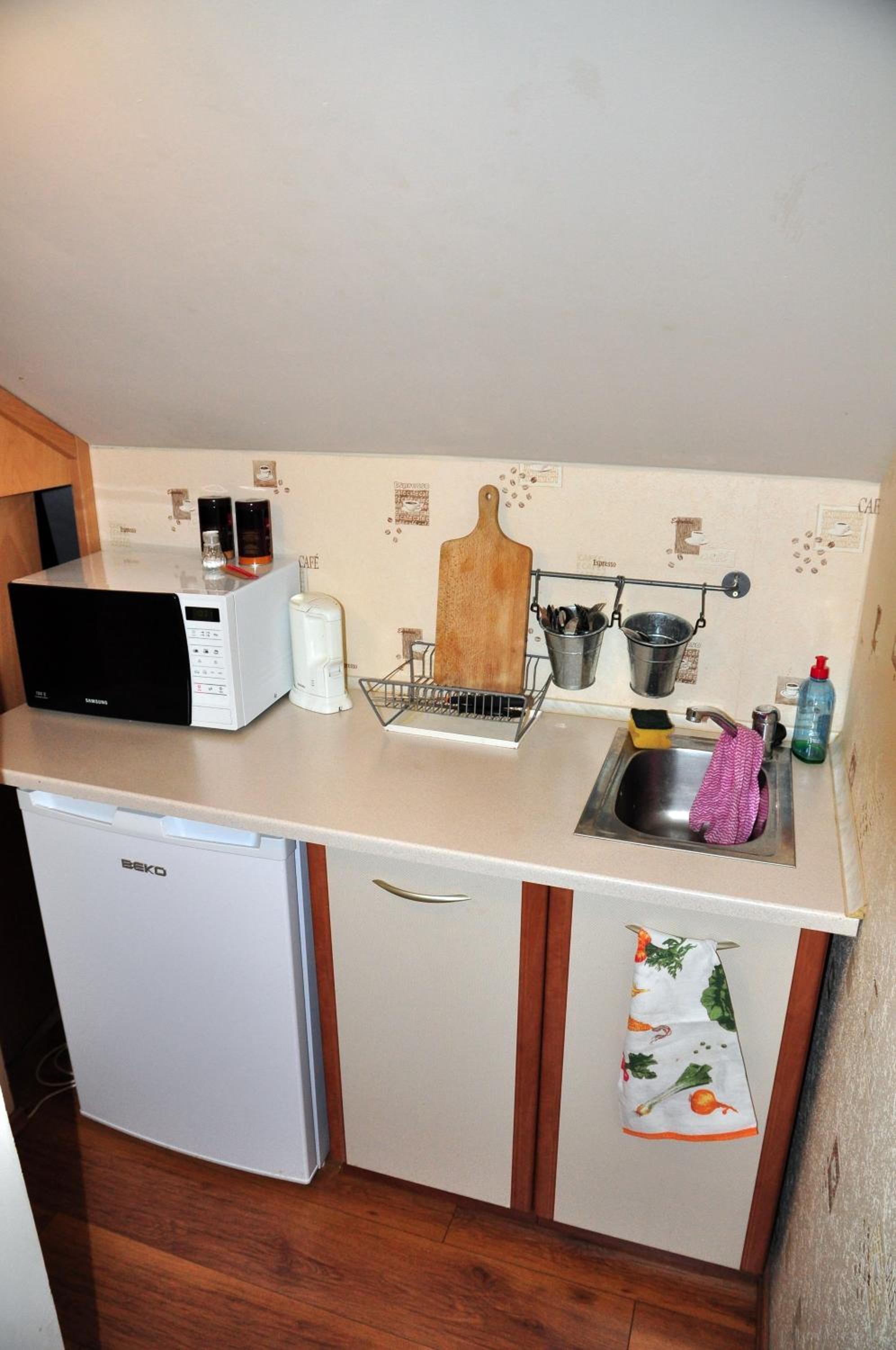 Standard Double Room with Shared Bathroom photo 2